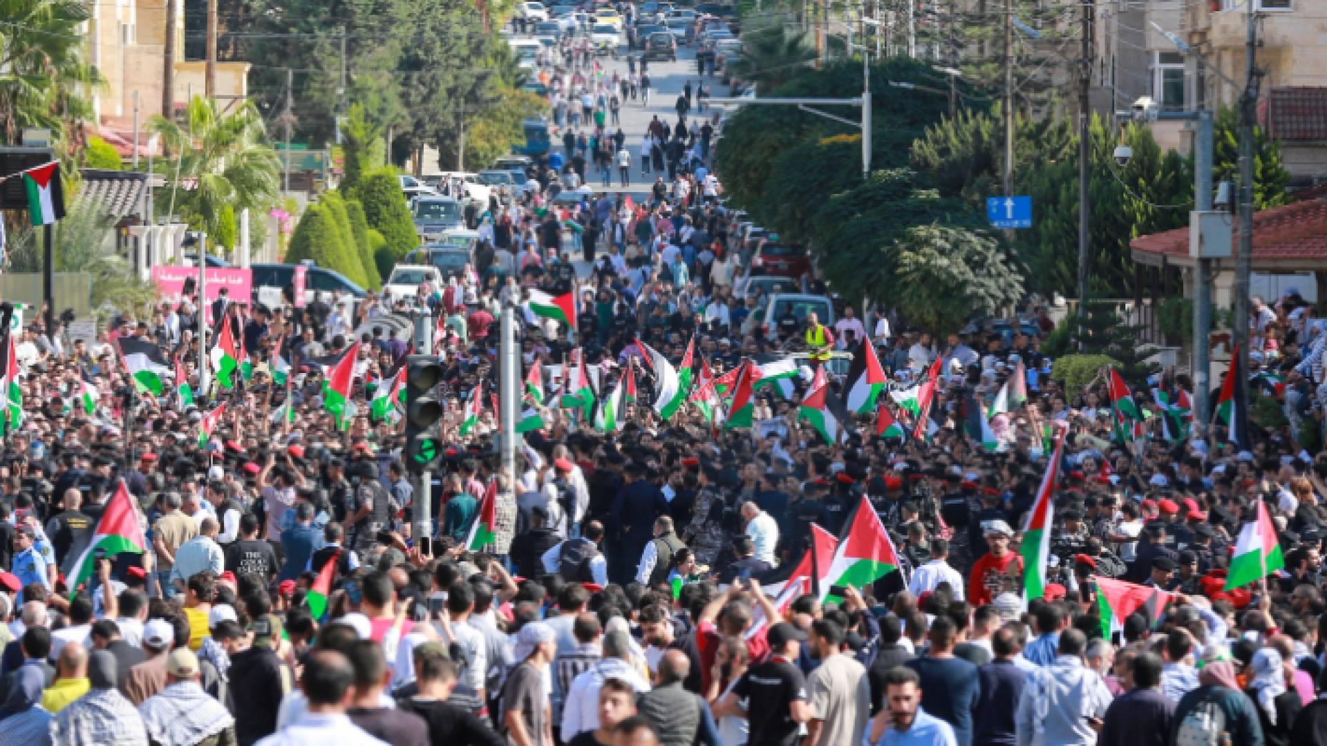 مظاهرة حاشدة في عمان