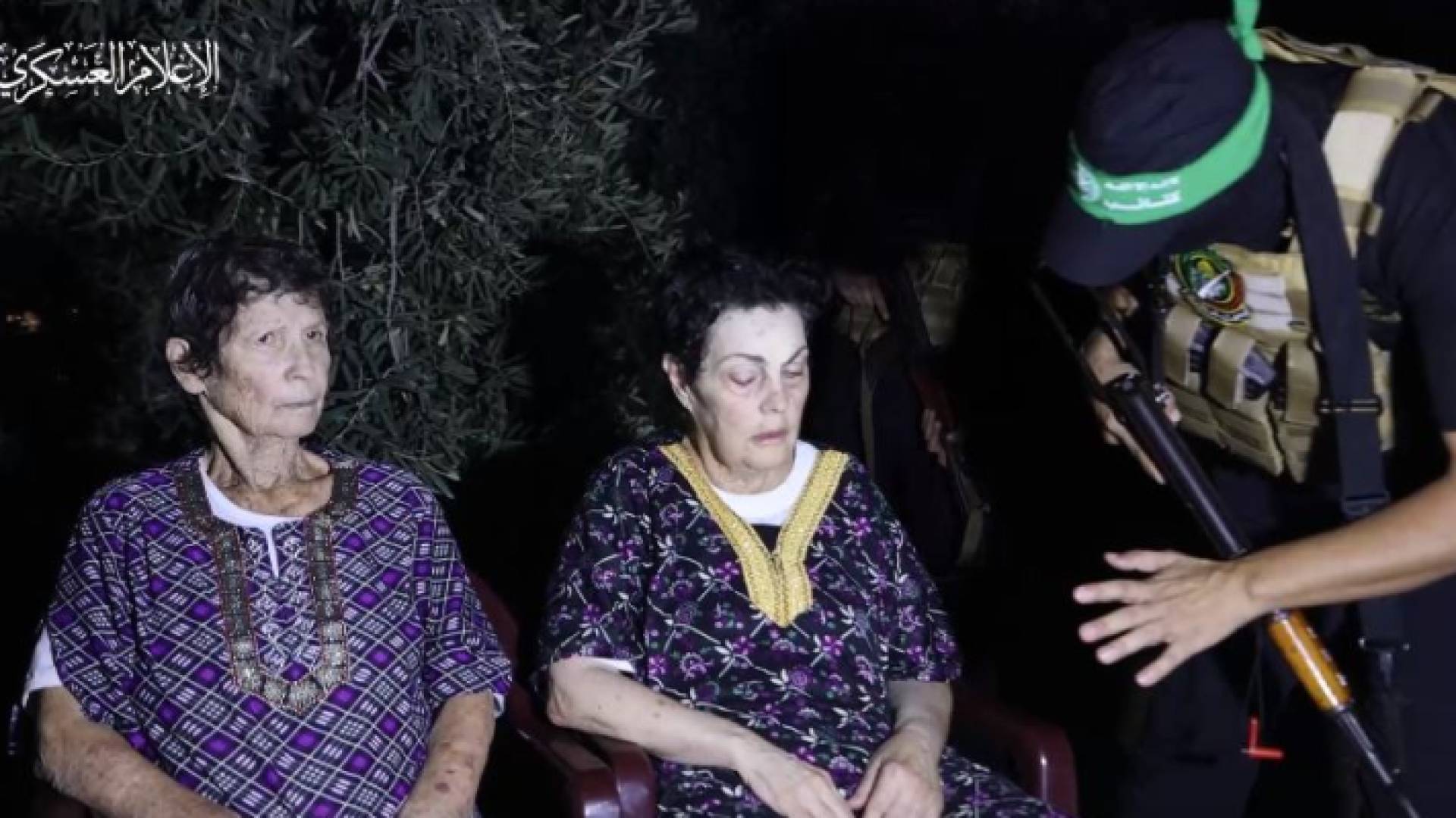 لحظة إطلاق سراح المحتجزتين نوريت يتسحاق ويوخبد ليفشيتس