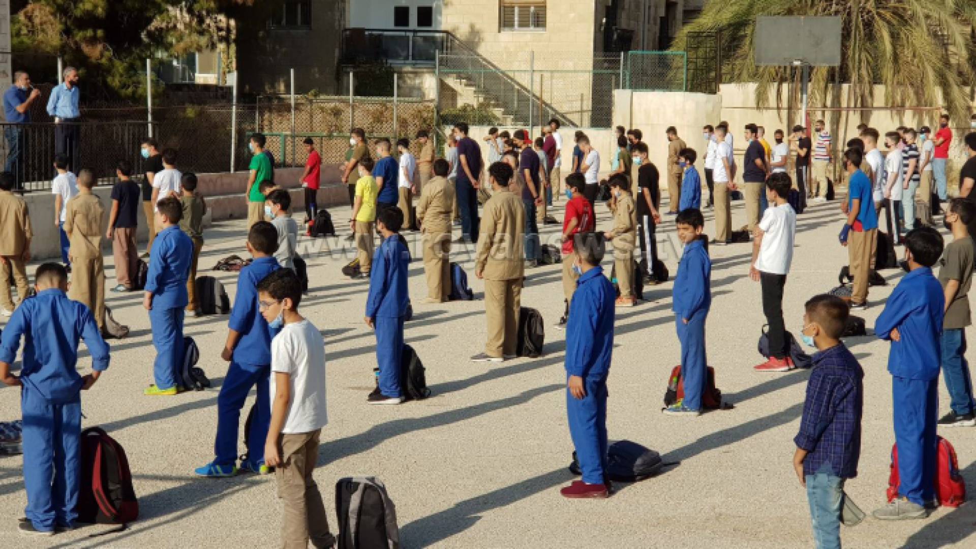 طابور صباحي في إحدى المدارس