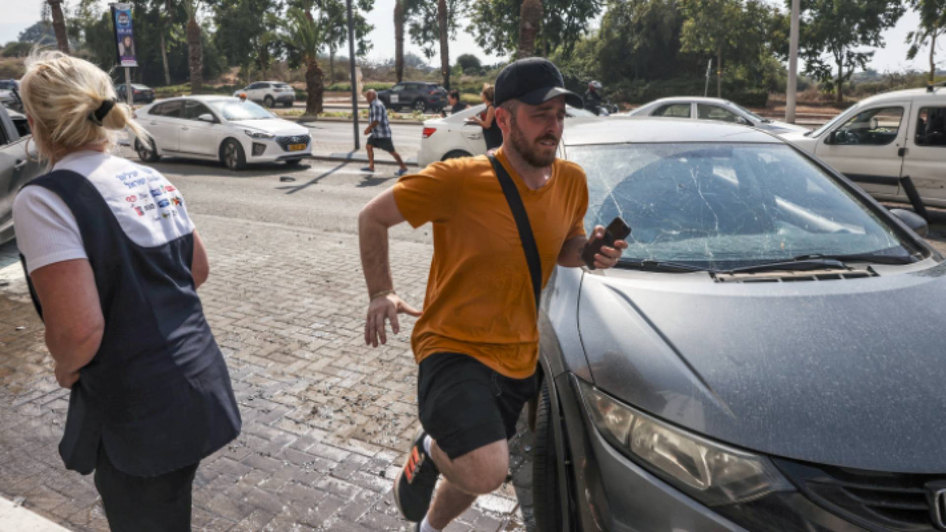 مستوطنون يهرعون إلى الملاجئ في الداخل المحتل