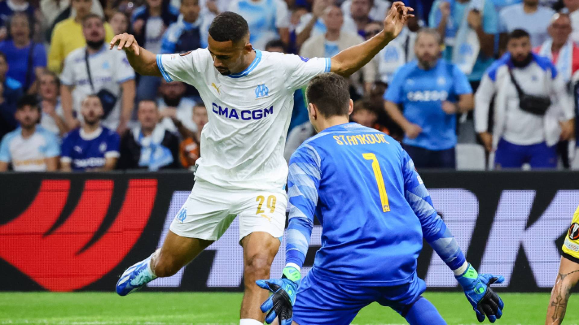 من مواجهة مارسيليا و آيك أثينا