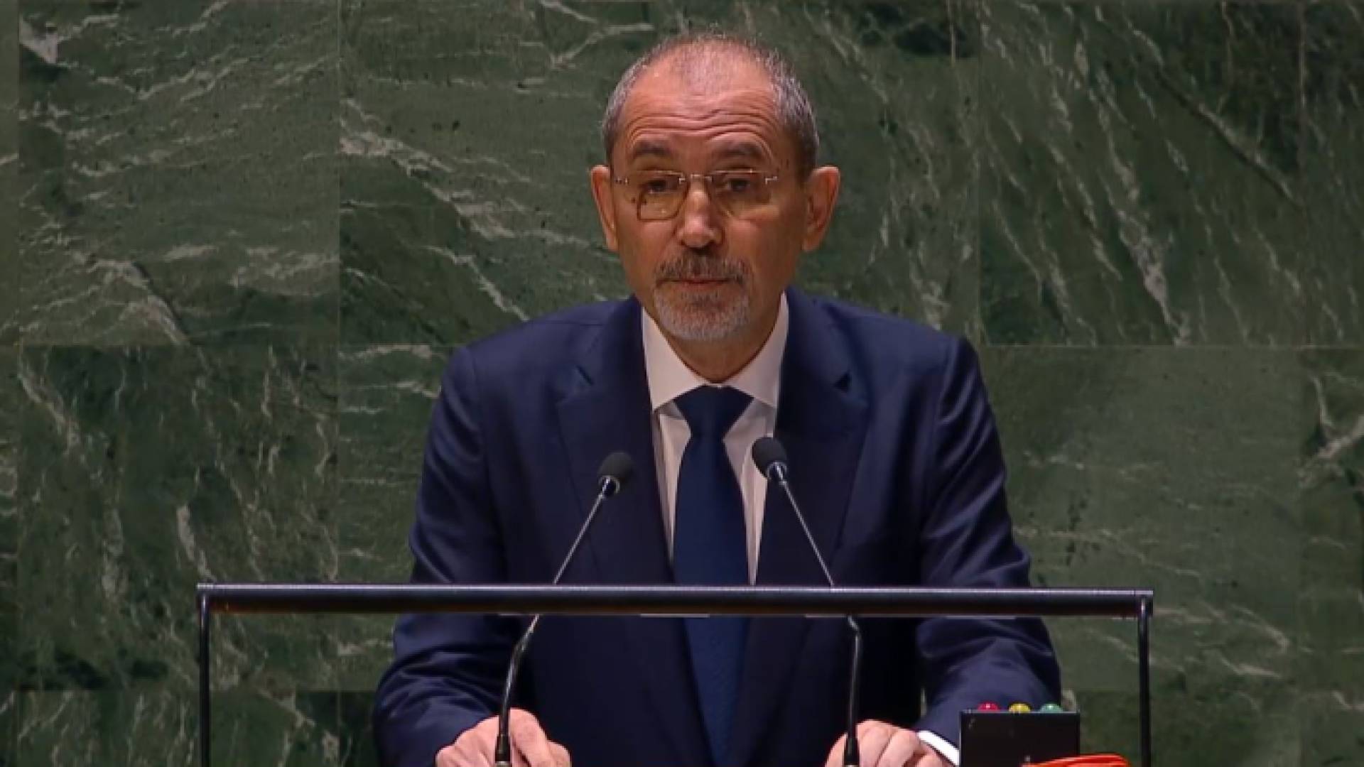 وزير الخارجية أيمن الصفدي