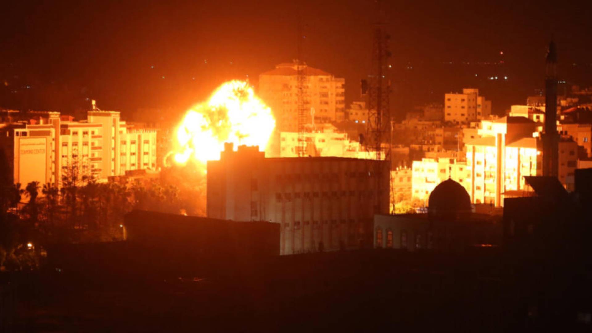 قطاع غزة خلال تعرضه للقصف