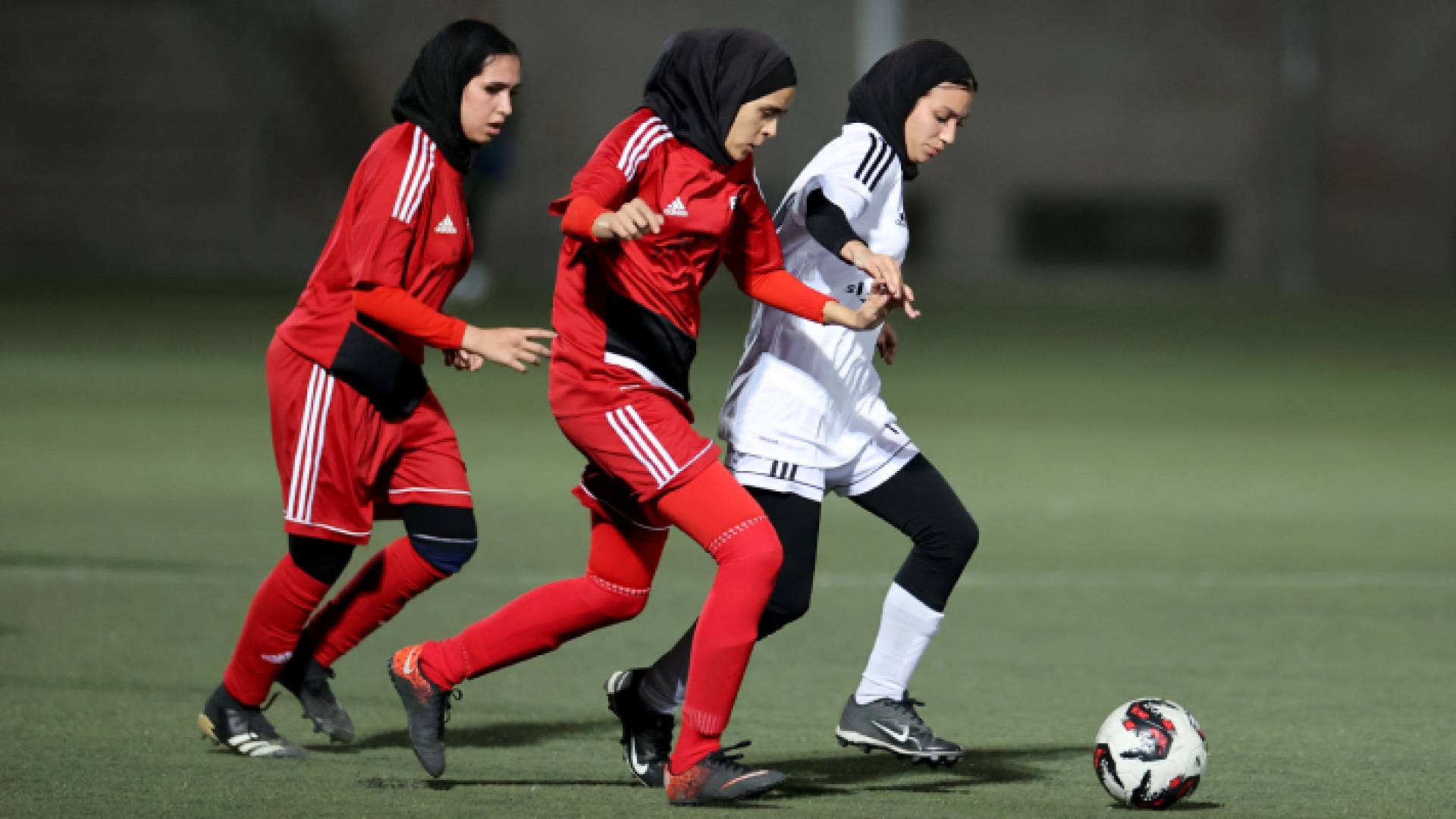 من المنافسات