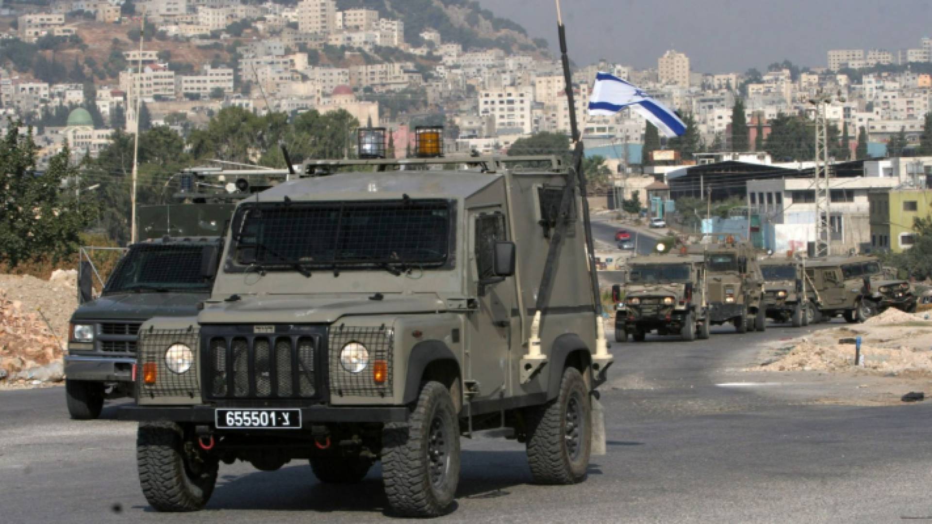 آليات عسكرية تابعة للاحتلال