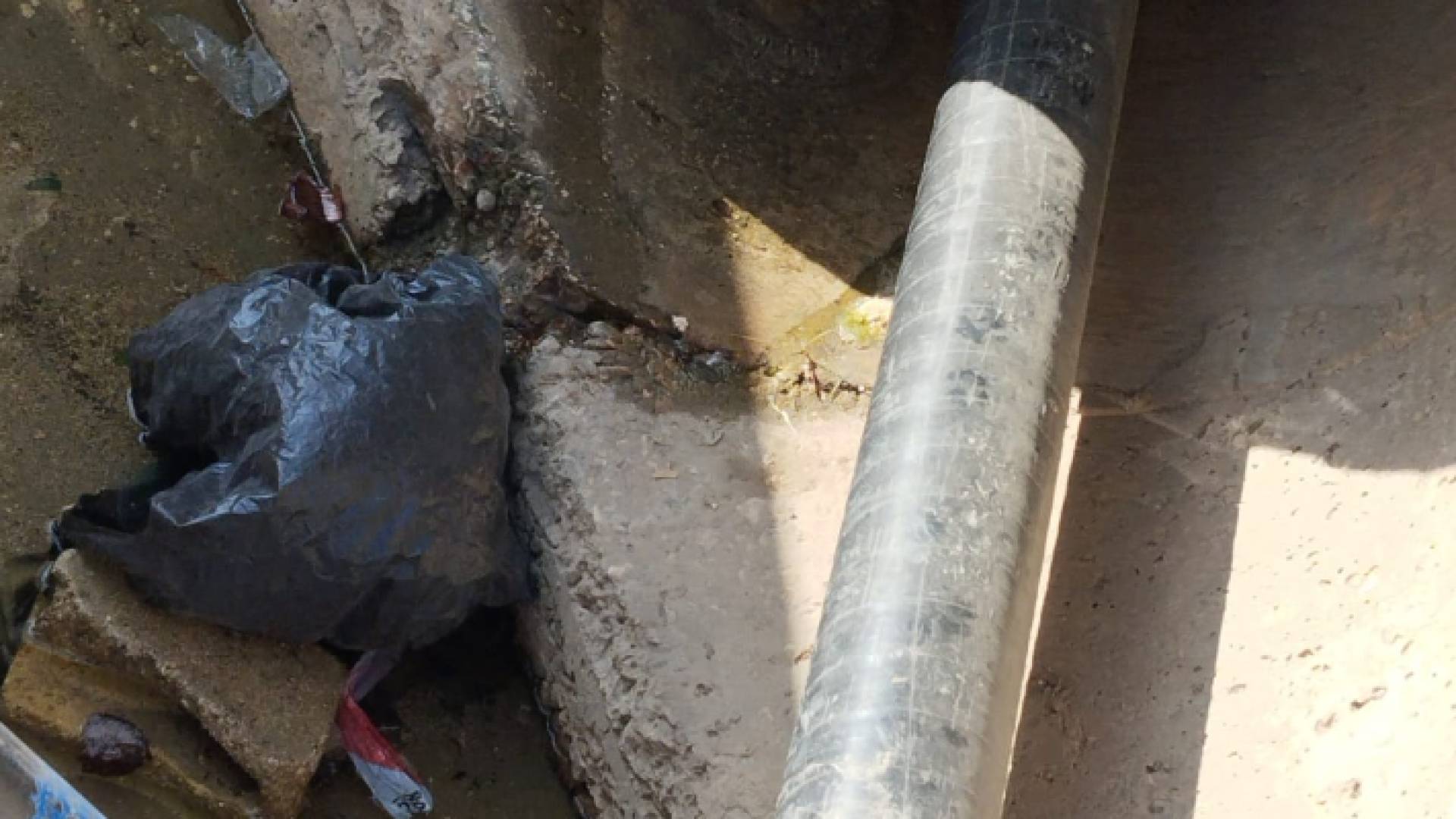 جانب من اعتداءات المياه