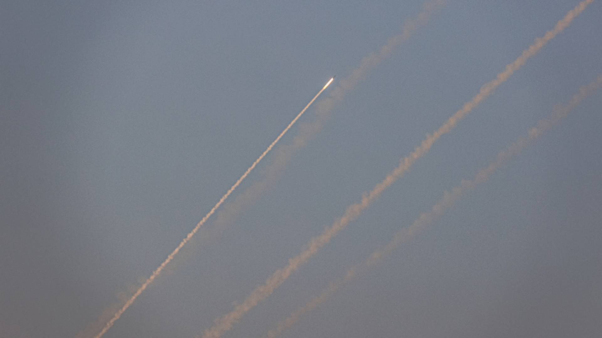 رشقات صاروخية باتجاه فلسطين المحتلة