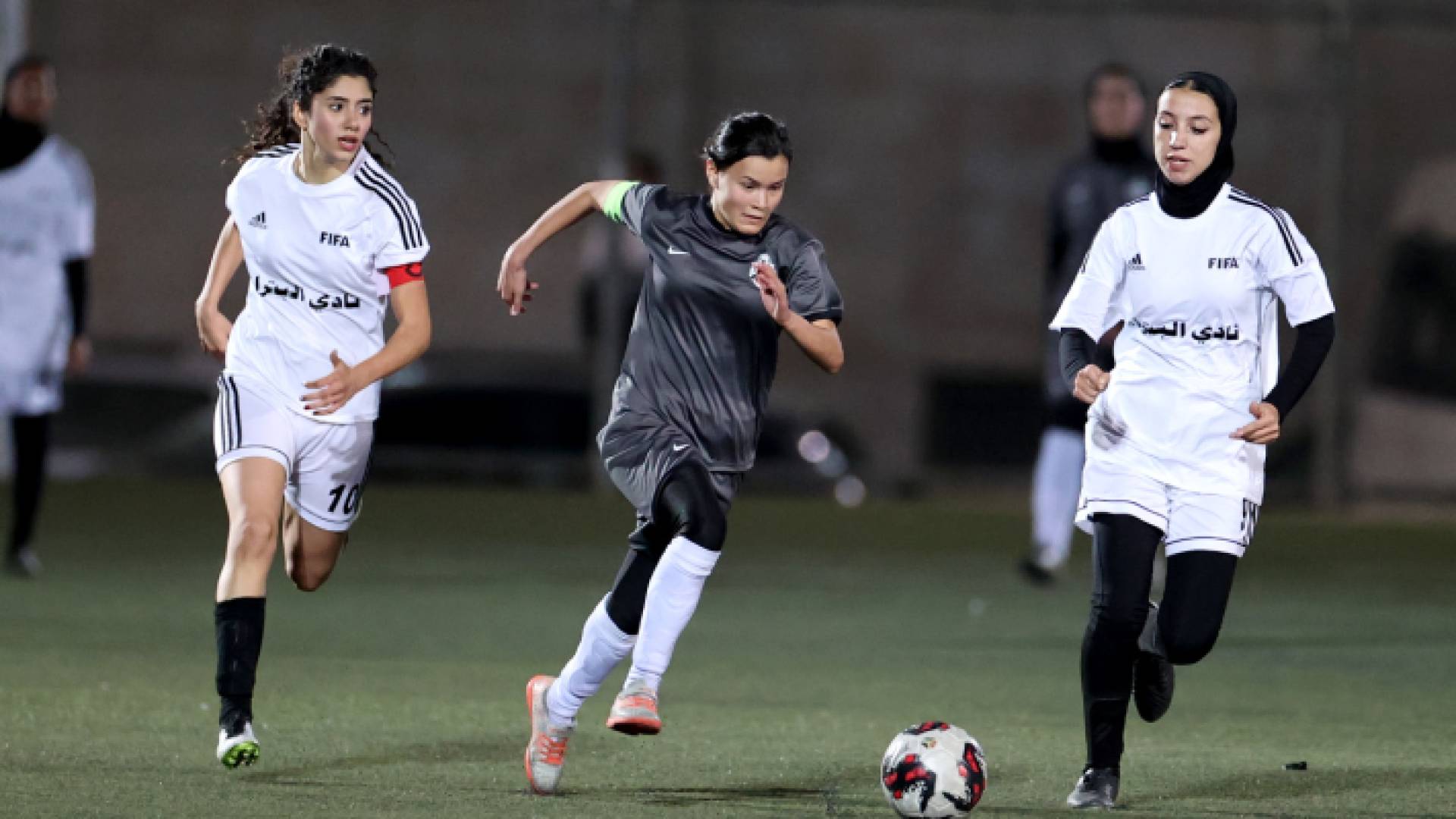 من المنافسات