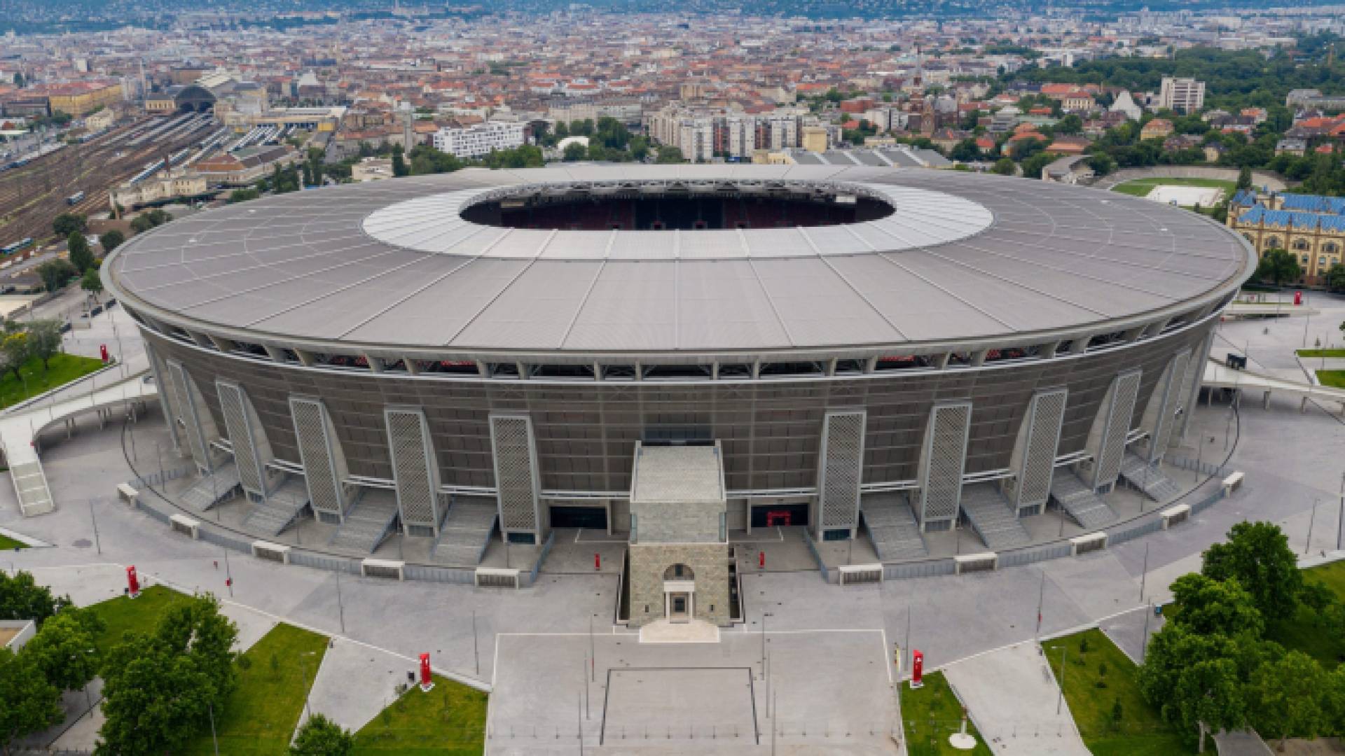 ملعب بوشكاش أرينا