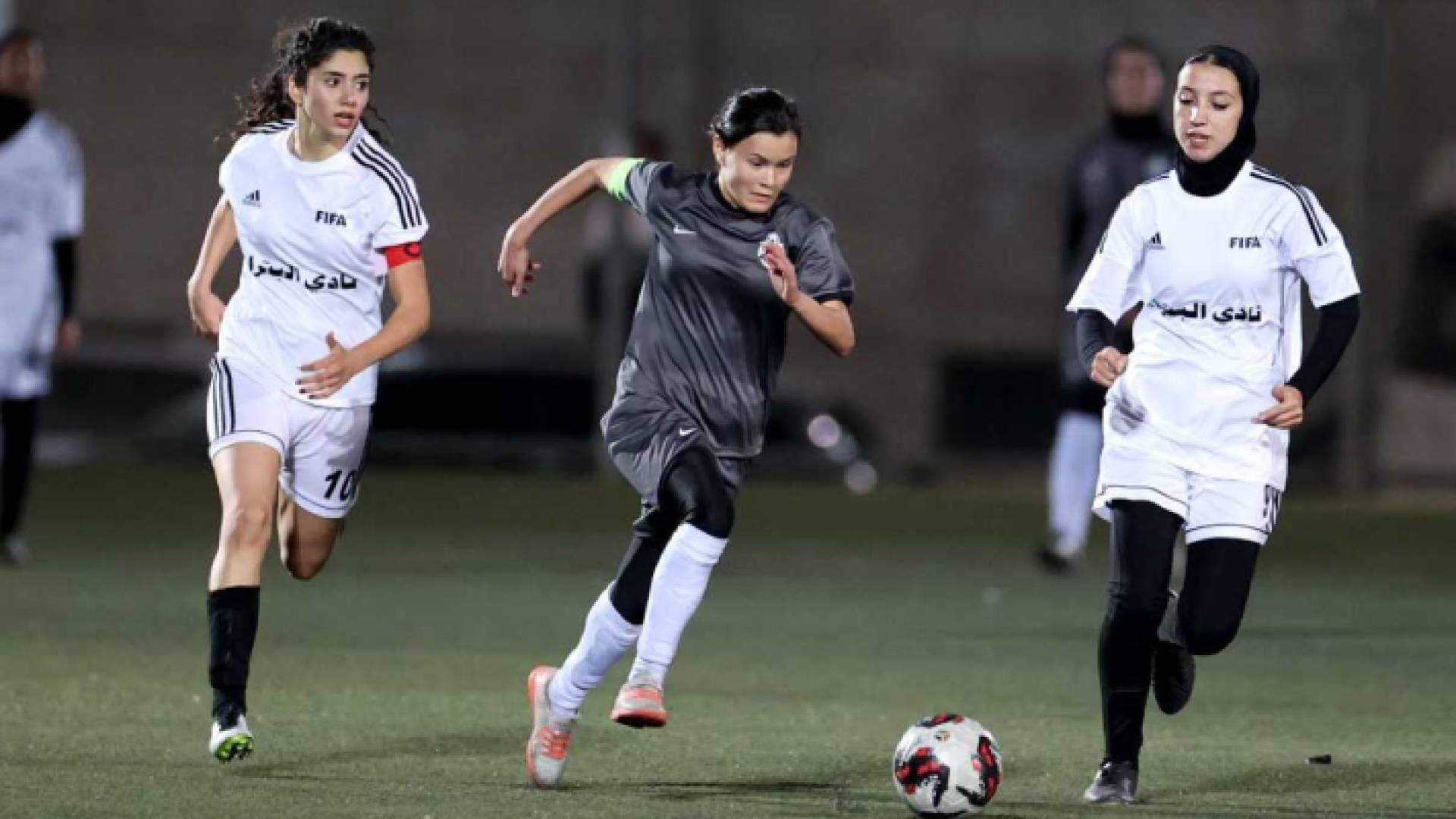 من المنافسات