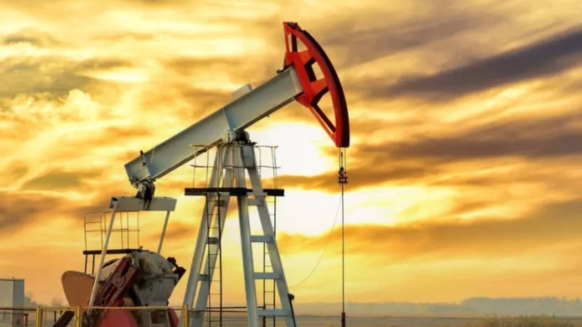 منصة لحقل نفطي