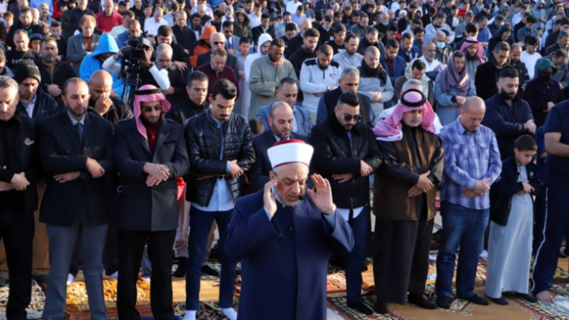 صلاة الغائب في أحد مساجد الأردن