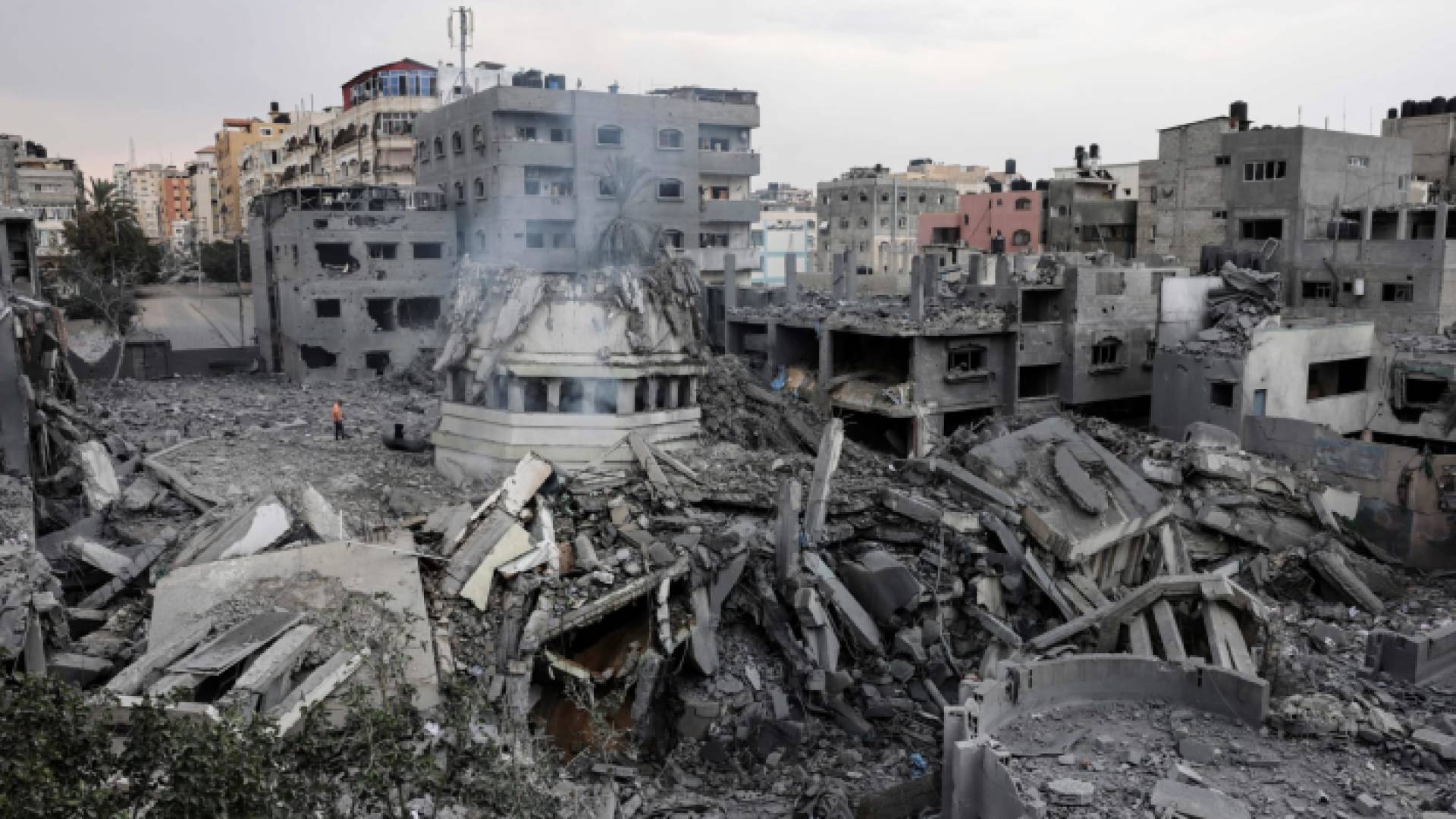 آثار الدمار في غزة جراء عدوان الاحتلال