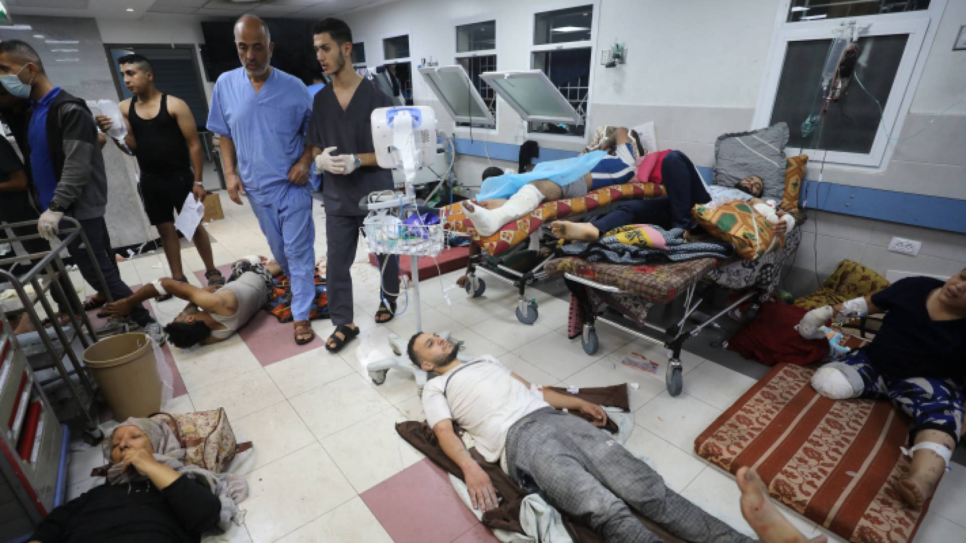 من داخل أحد المستشفيات في قطاع غزة