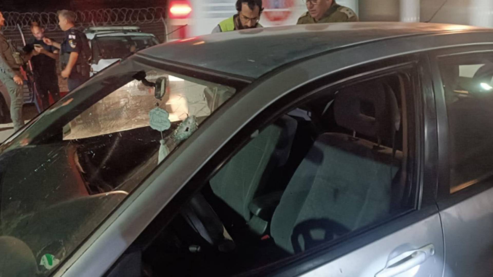 صورة للمركبو المستهدفة