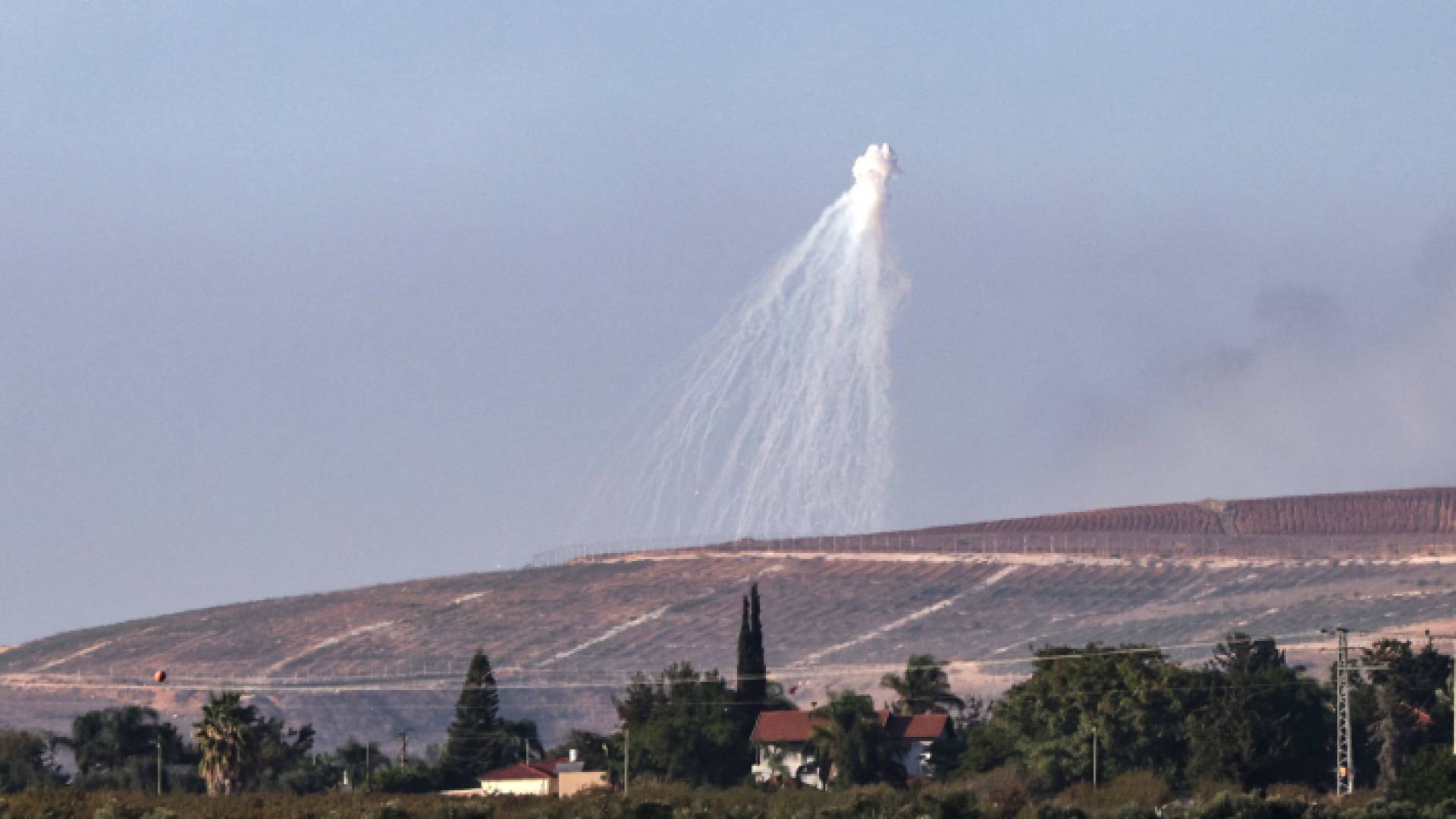 صواريخ أطلقتها قوات الاحتلال على الحدود اللبنانية