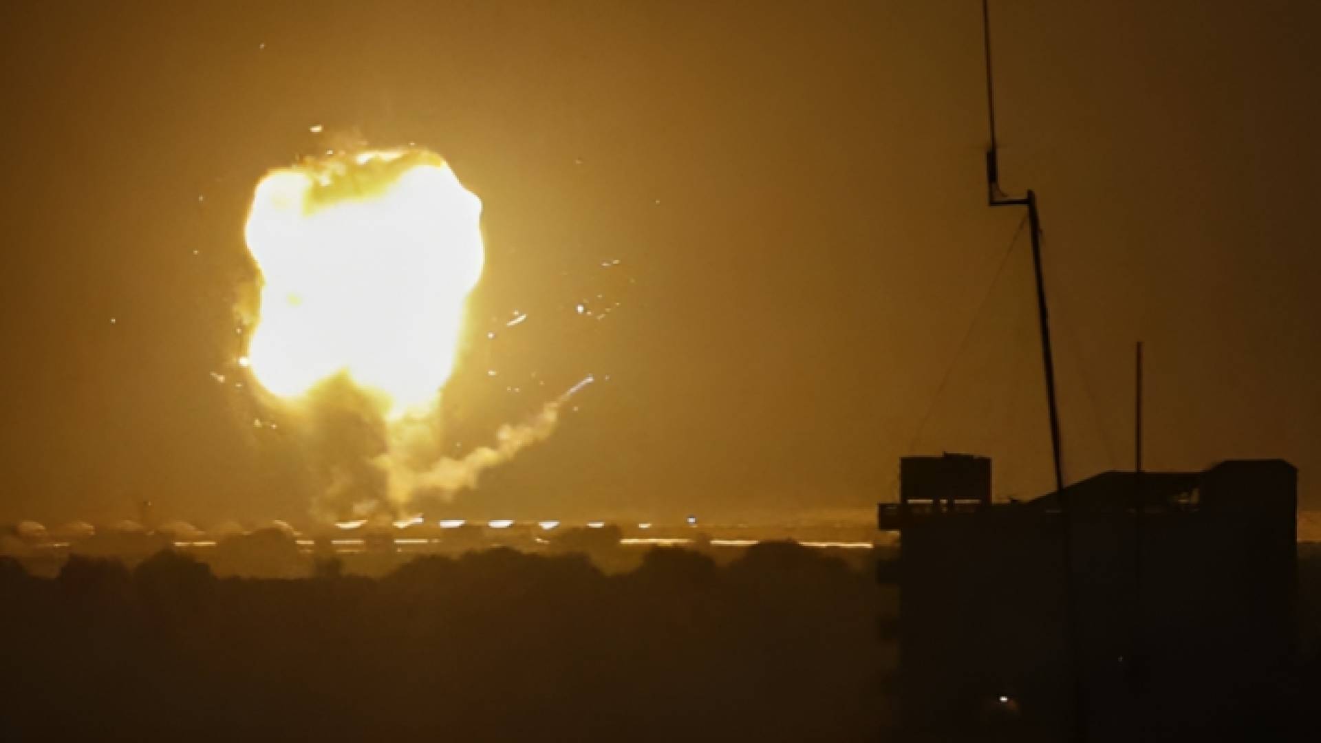 قصف - أرشيفية