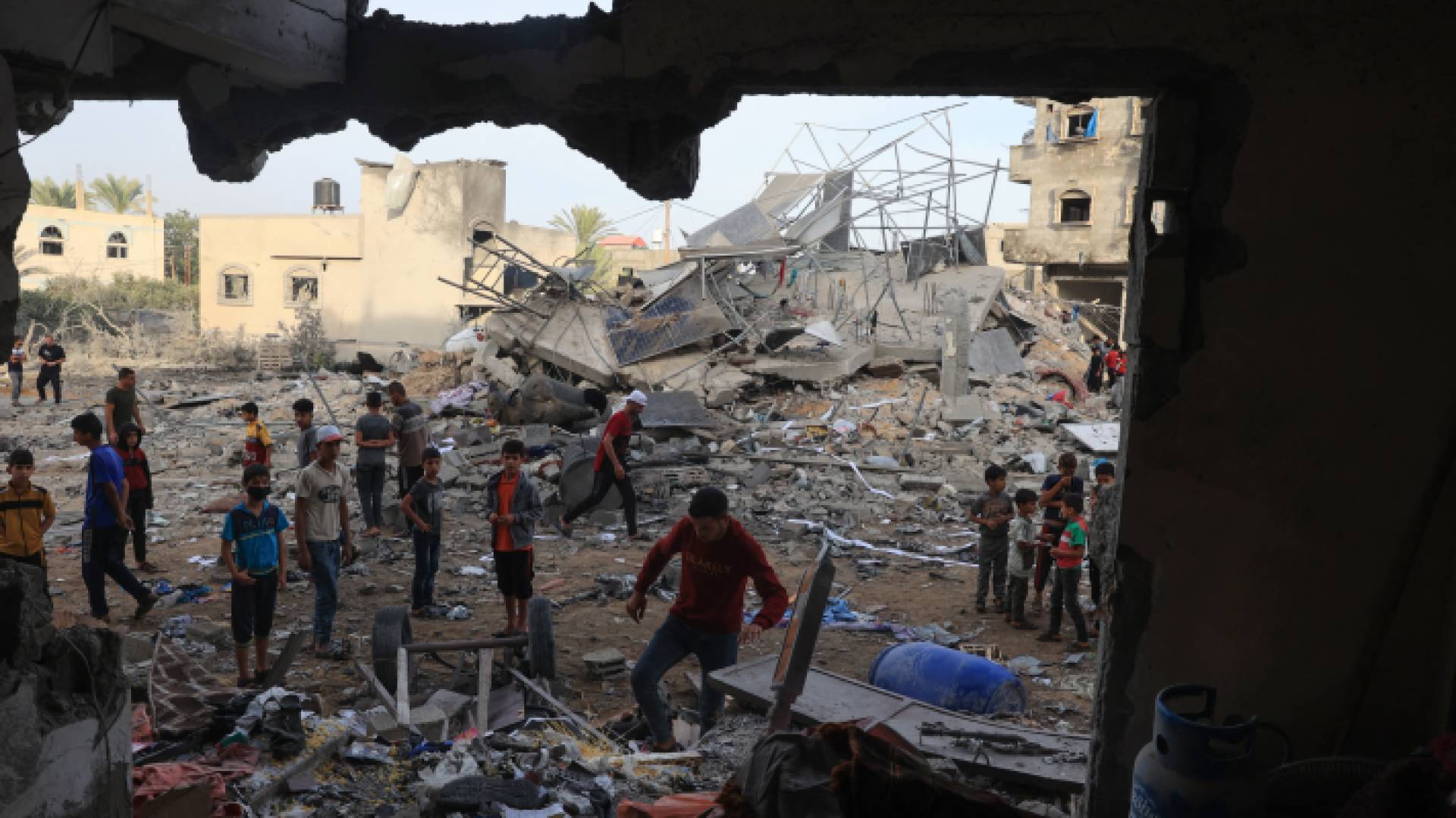 قصف عنيف على قطاع غزة