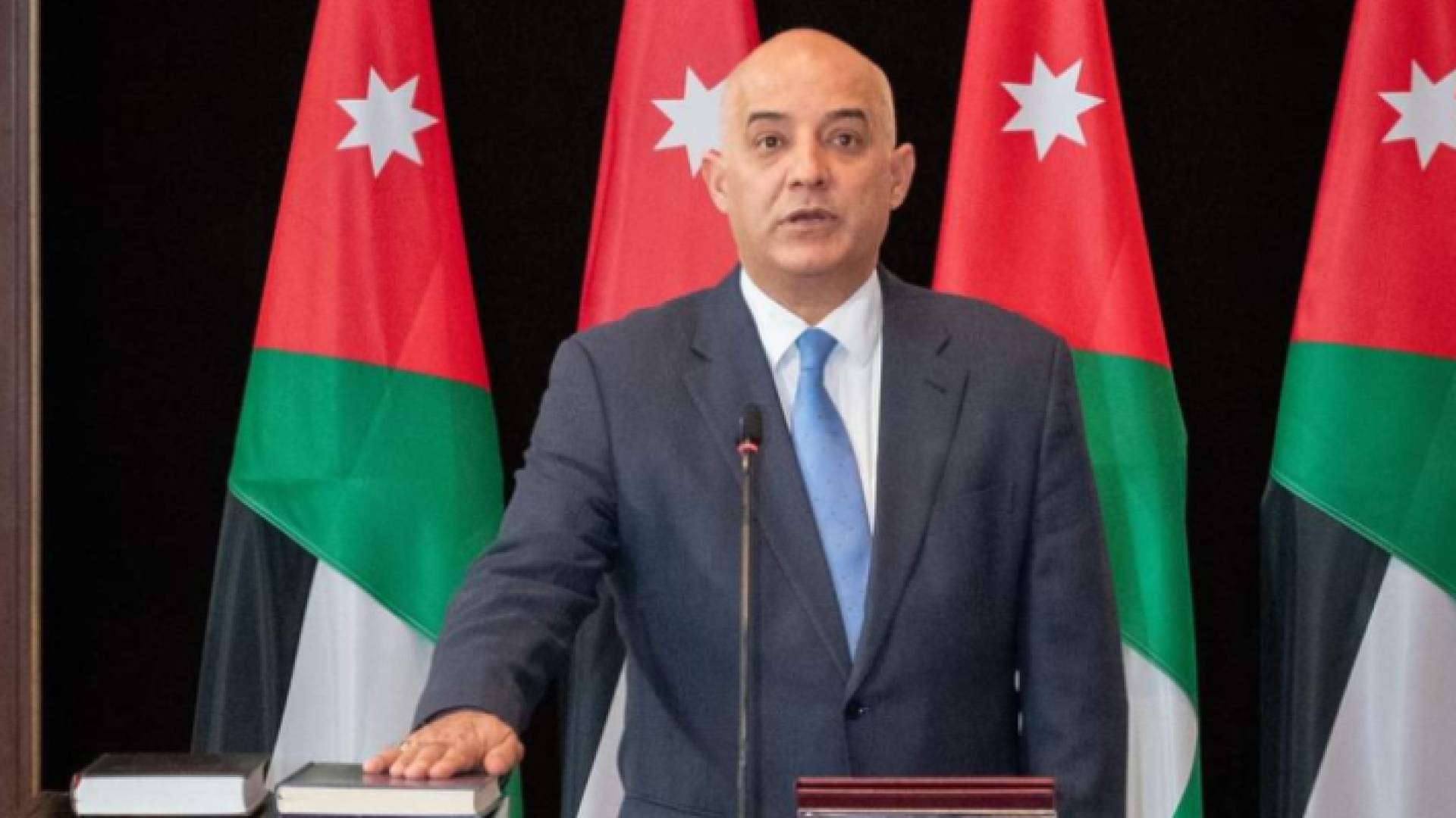 وزير الاتصال الحكومي الناطق الرسمي باسم الحكومة الدكتور مهند المبيضين