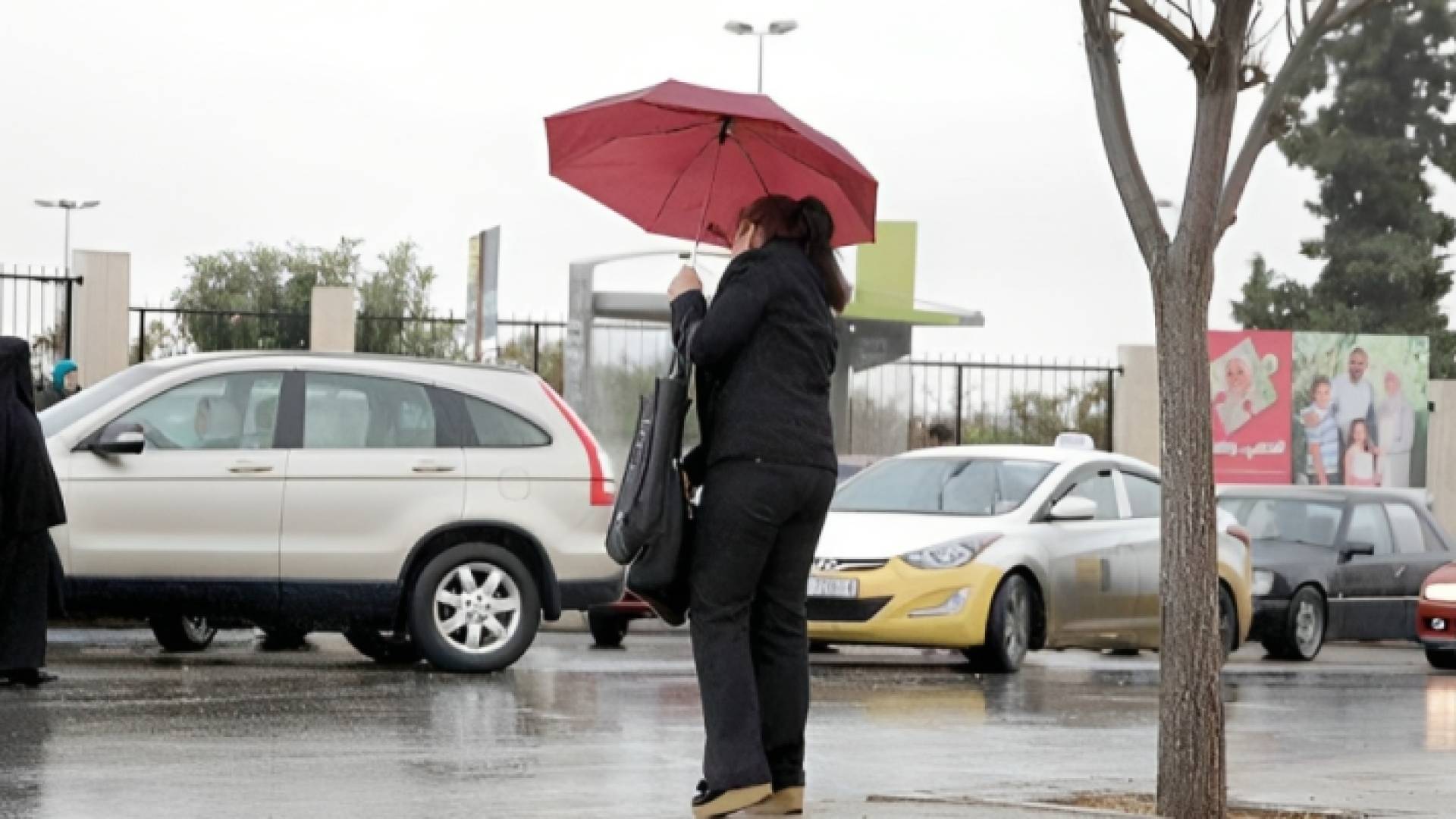 صورة أرشيفية لتساقط الأمطار في الأردن