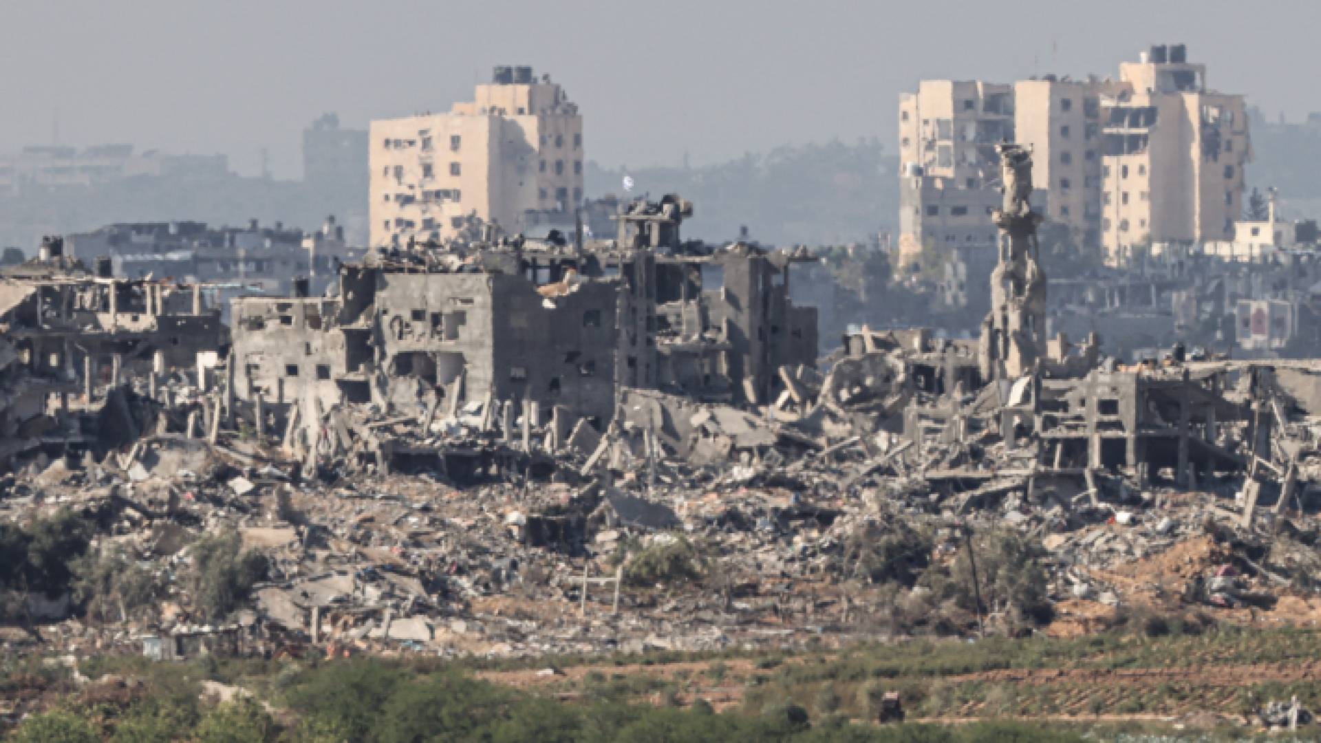 صورة من قصف الاحتلال على قطاع غزة