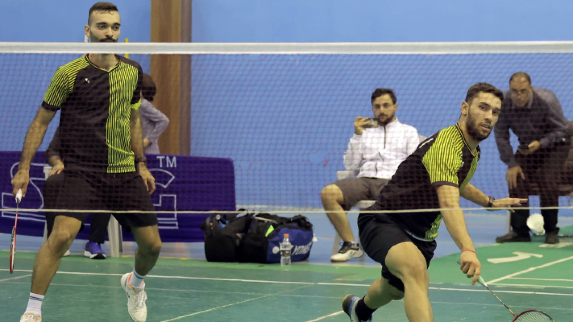 من المنافسات