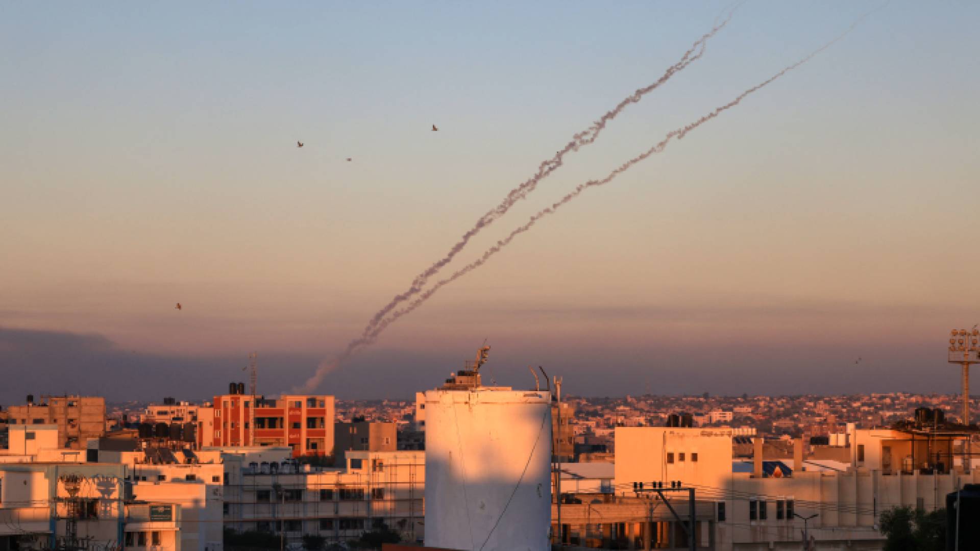 رشقة صاروخية أطلقتها المقاومة