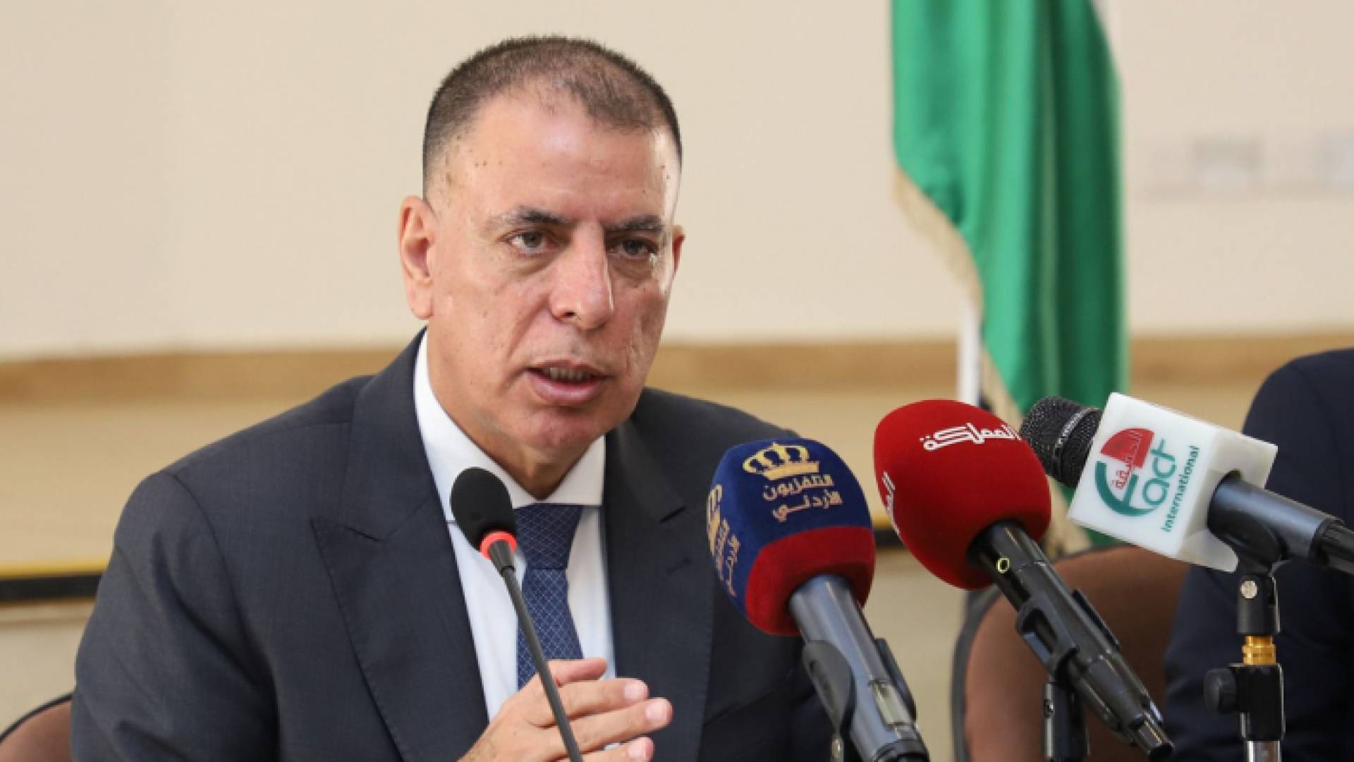 وزير الداخلية مازن الفراية