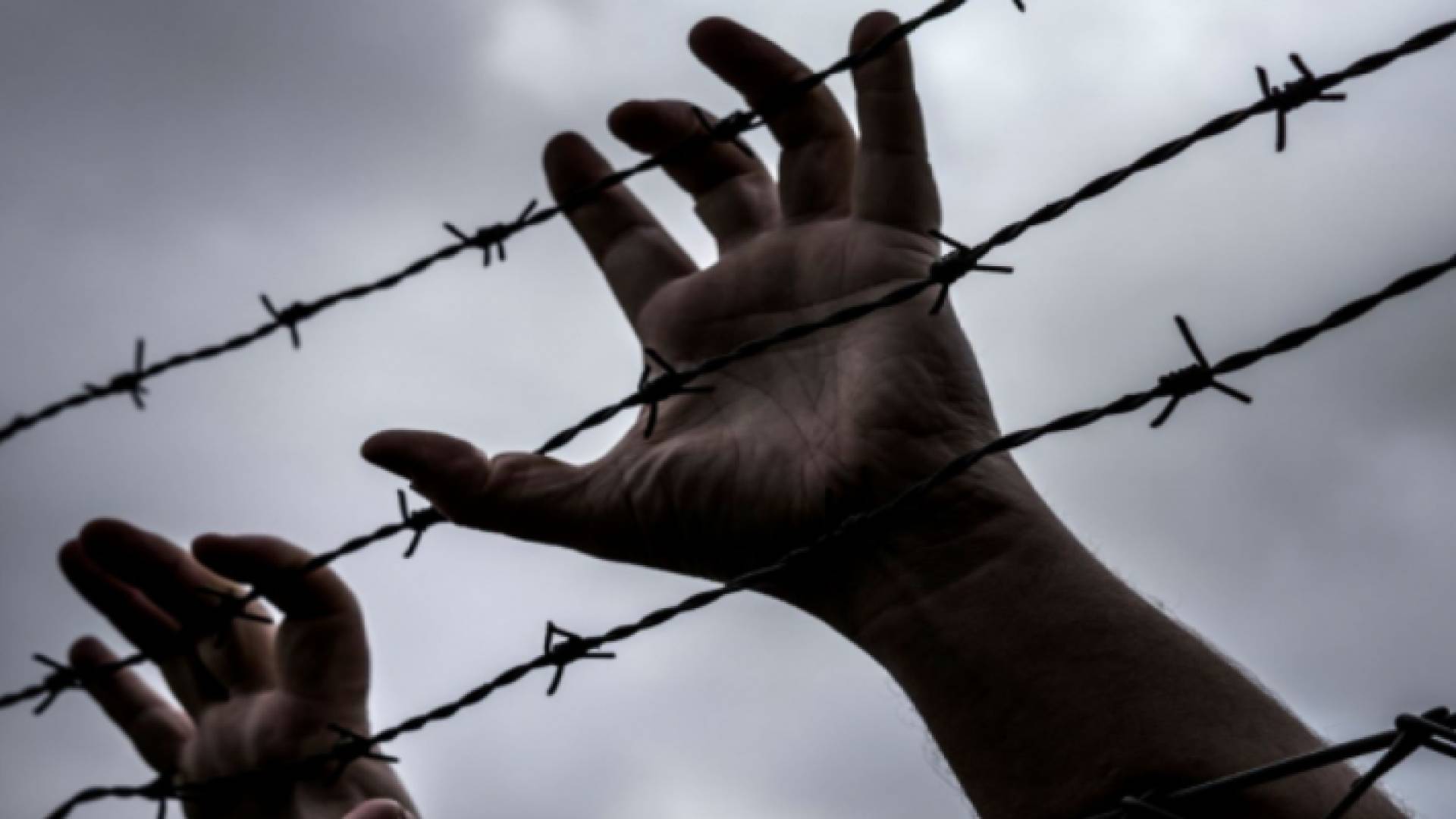 اسير فلسطيني "تعبيرية"