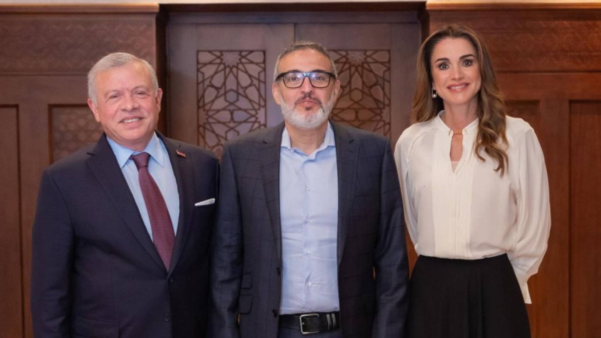 الملك والملكة يلتقيان الدكتور غسان أبو ستة