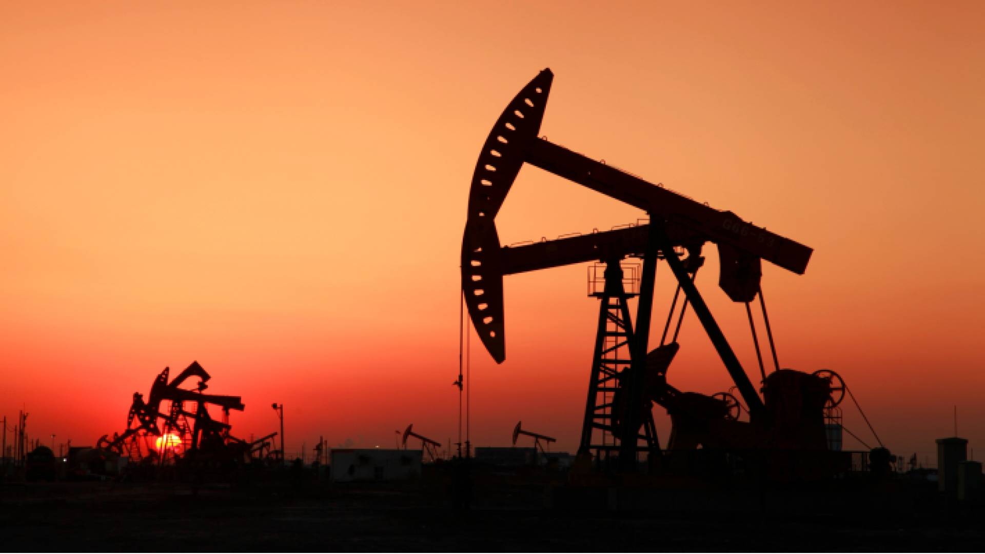 حفارة نفط - أرشيفية