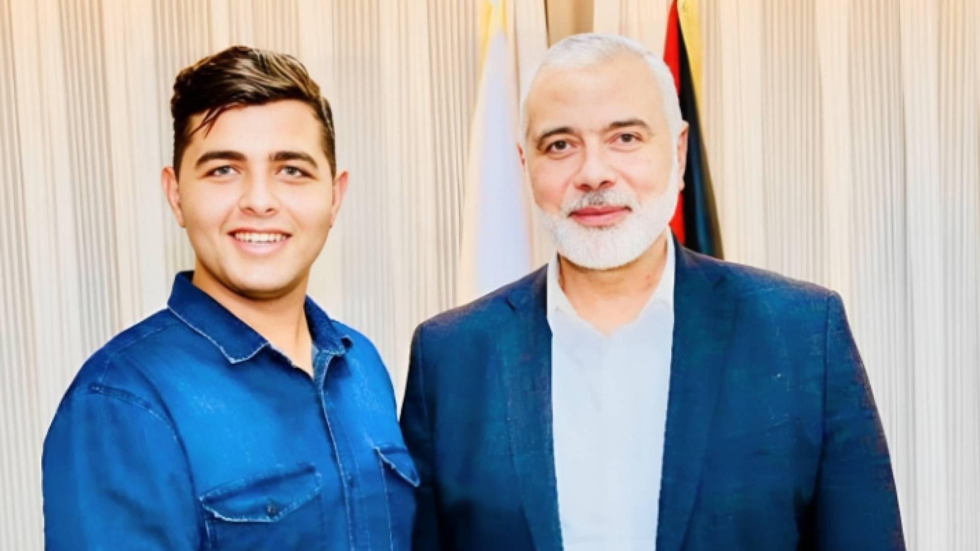 صورة تجمع رئيس المكتب السياسي لـ"حماس" إسماعيل هنية بحفيده جمال