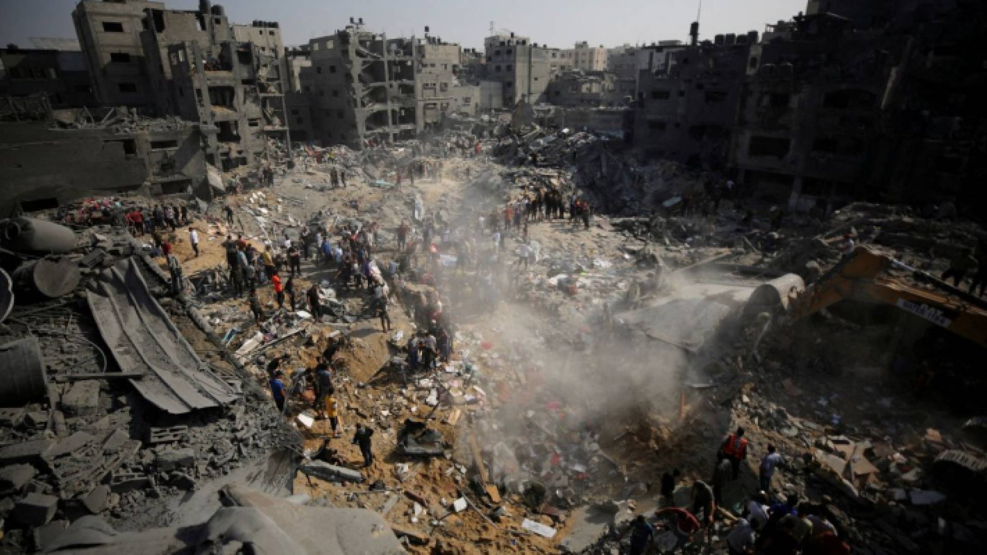 مخيم جباليا بعد استهدافه من قوات الاحتلال الإسرائيلي