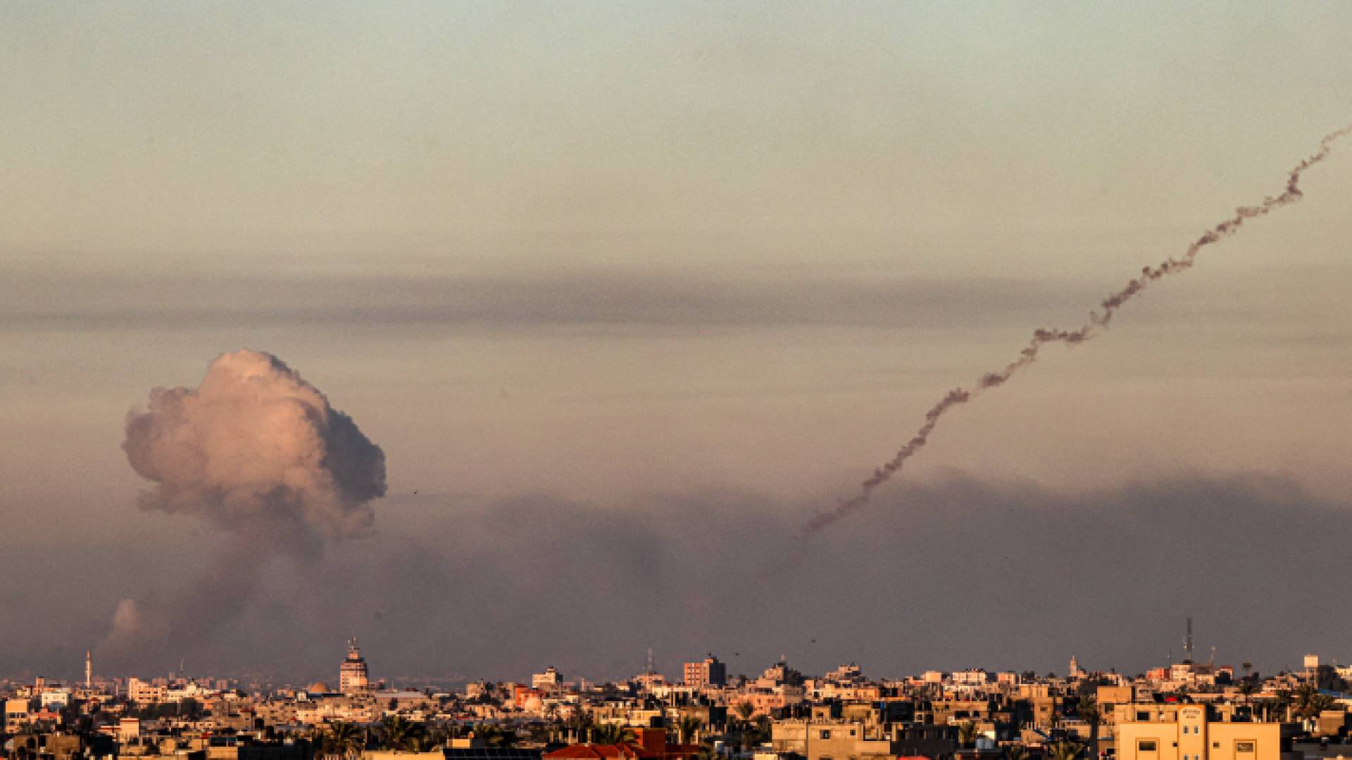 صواريخ المقاومة الفلسطينية أطلقت من قطاع غزة