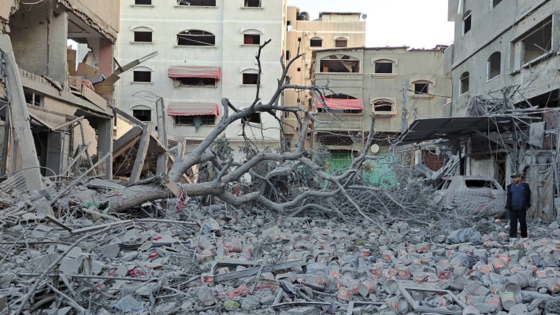 قوات الاحتلال استهدفت منزلا في غزة