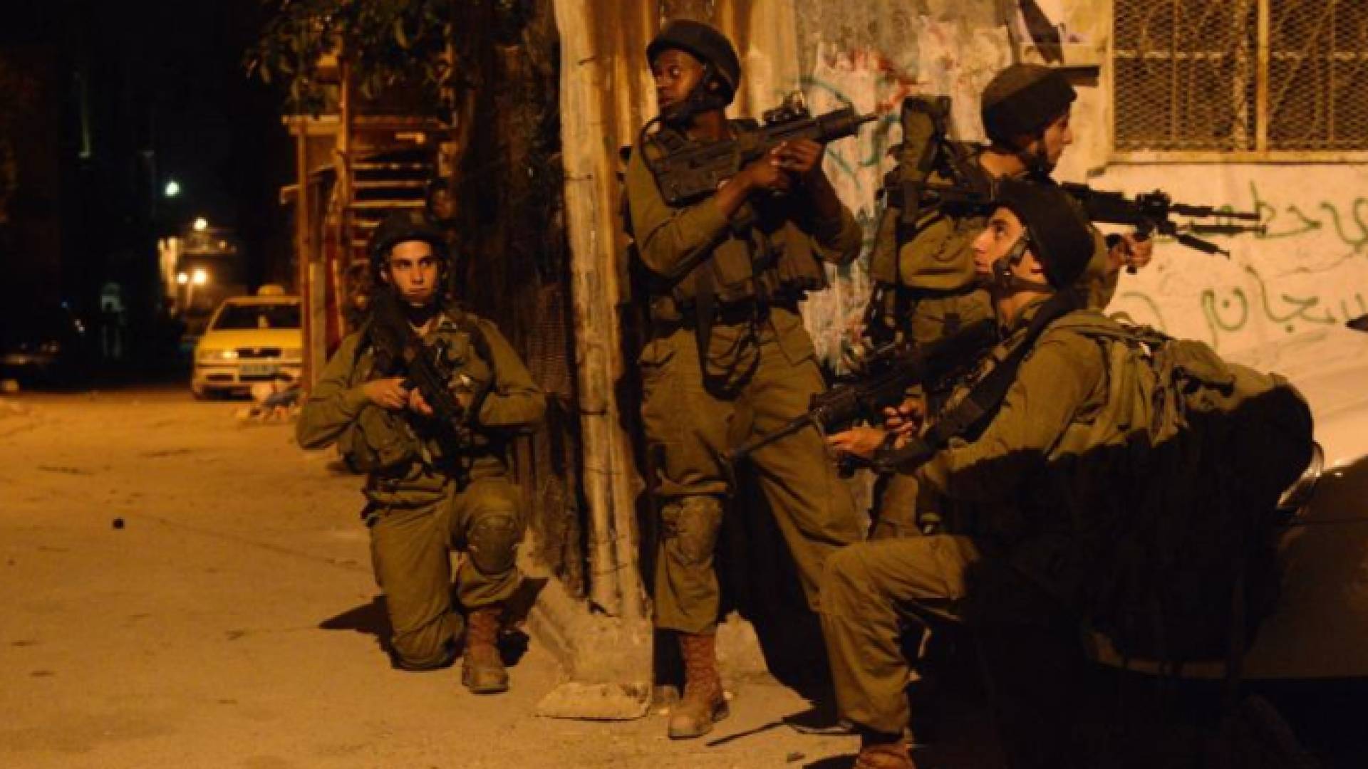 جيش الاحتلال خلال اقتحام مدن فلسطينية