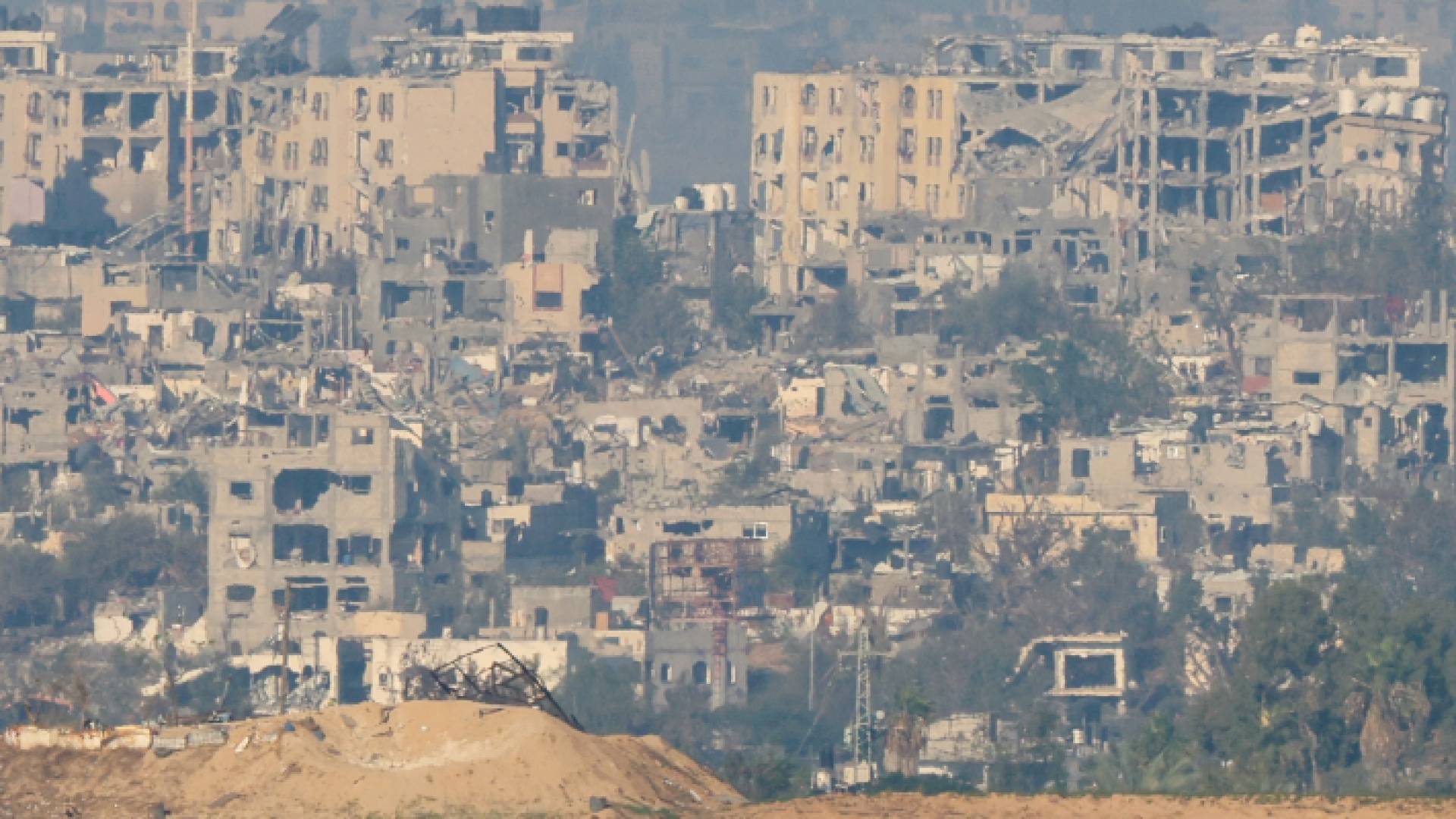 الدمار في قطاع غزة بسبب قصف الاحتلال الإسرائيلي