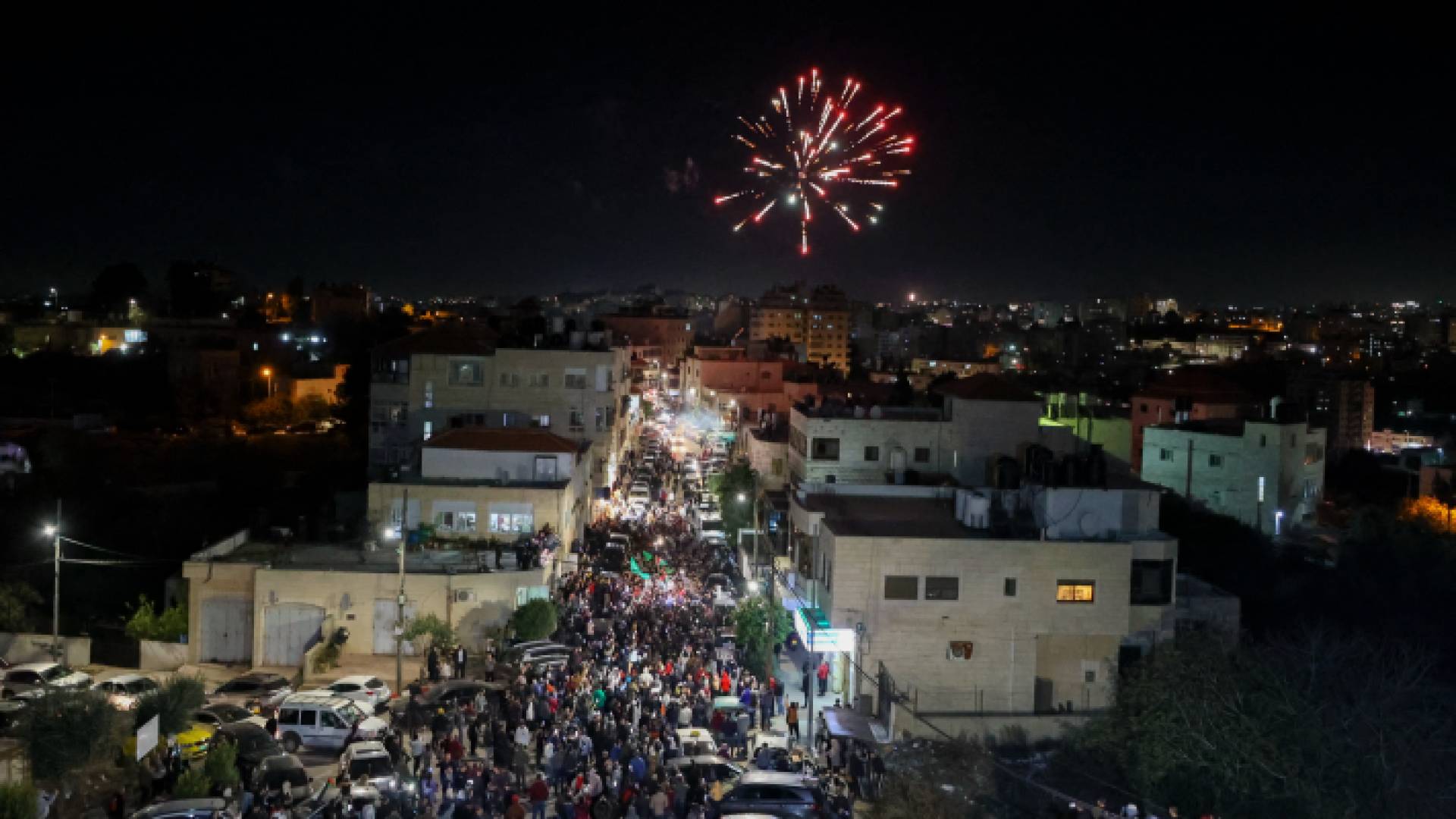 احتفالات الفلسطينيين بالإفراج عن الأسرى في سجون الاحتلال
