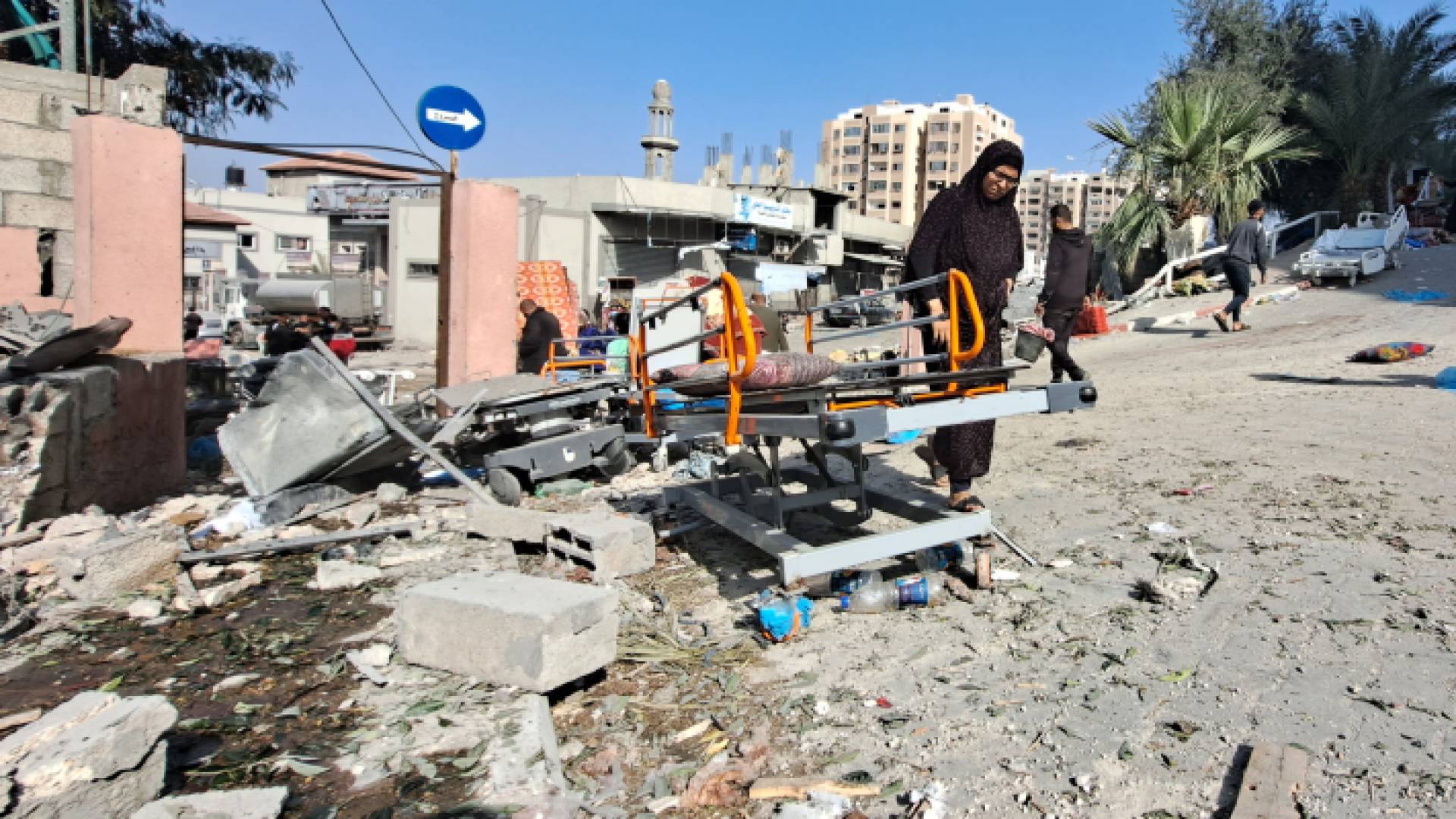 استهداف المستشفيات في غزة