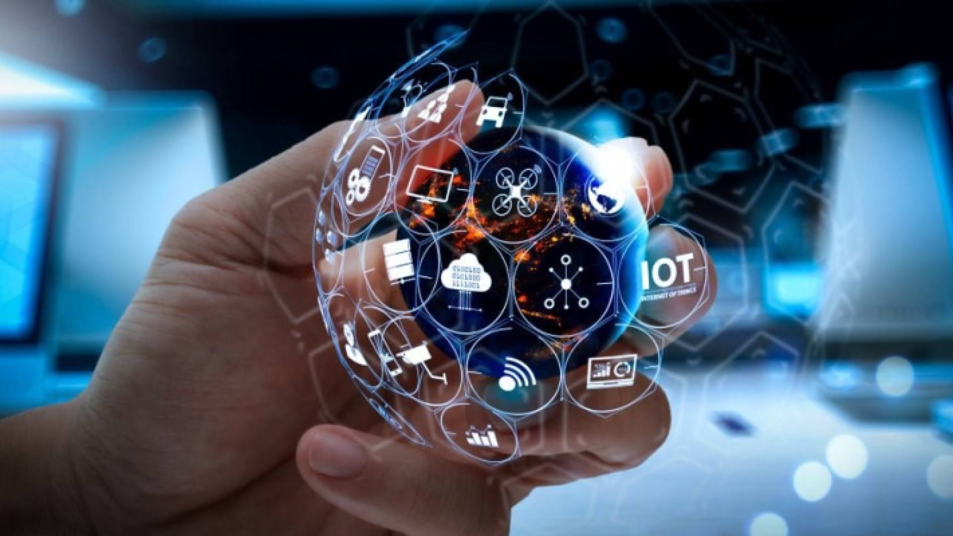 بلدية السلط الكبرى أتمتت إصدار خدمة رخص المهن