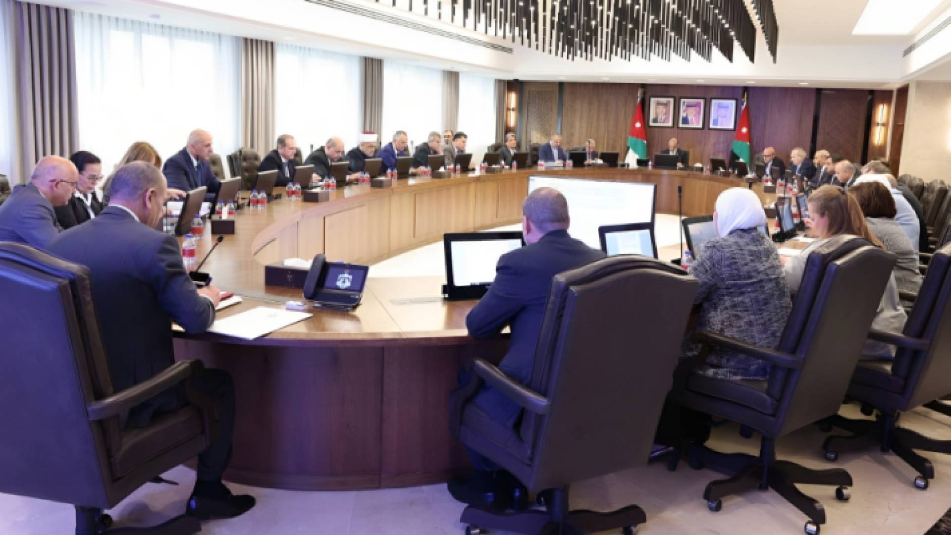 مجلس الوزراء