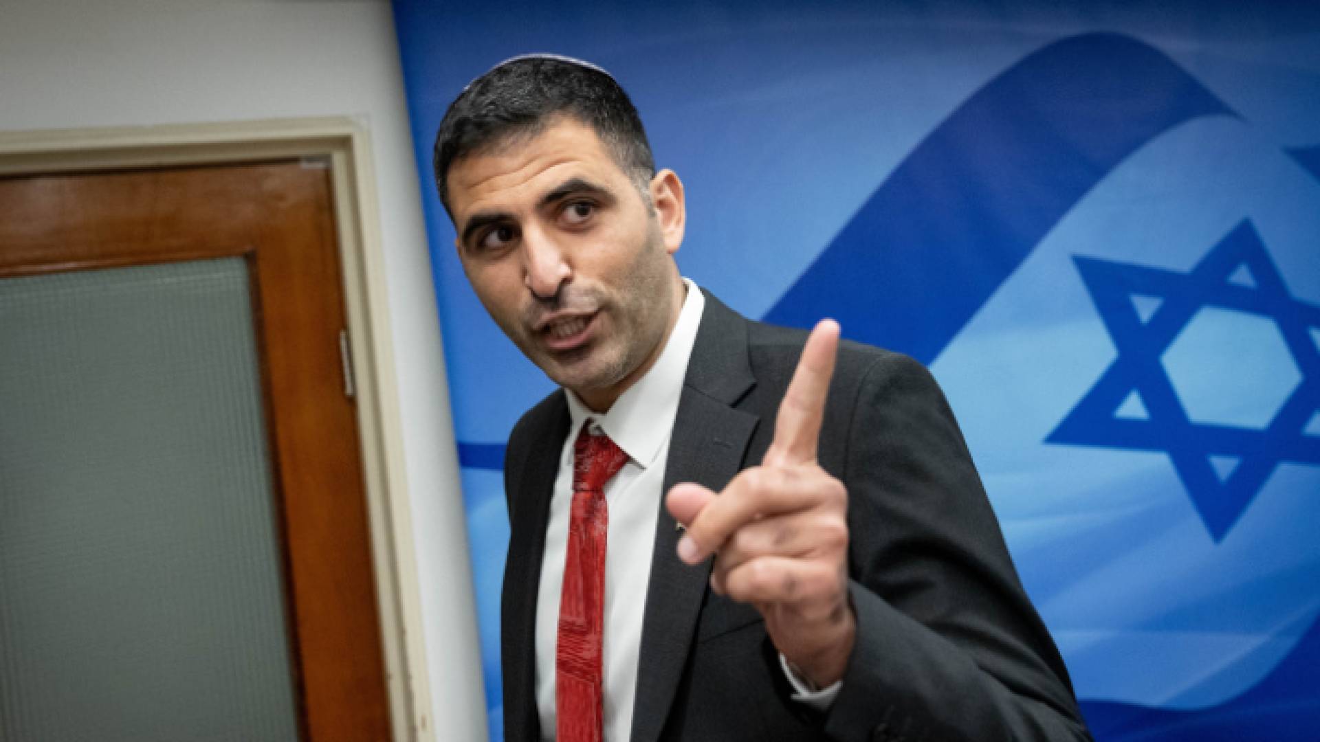 وزير الاتصالات لدى حكومة الاحتلال شلومو كرعي