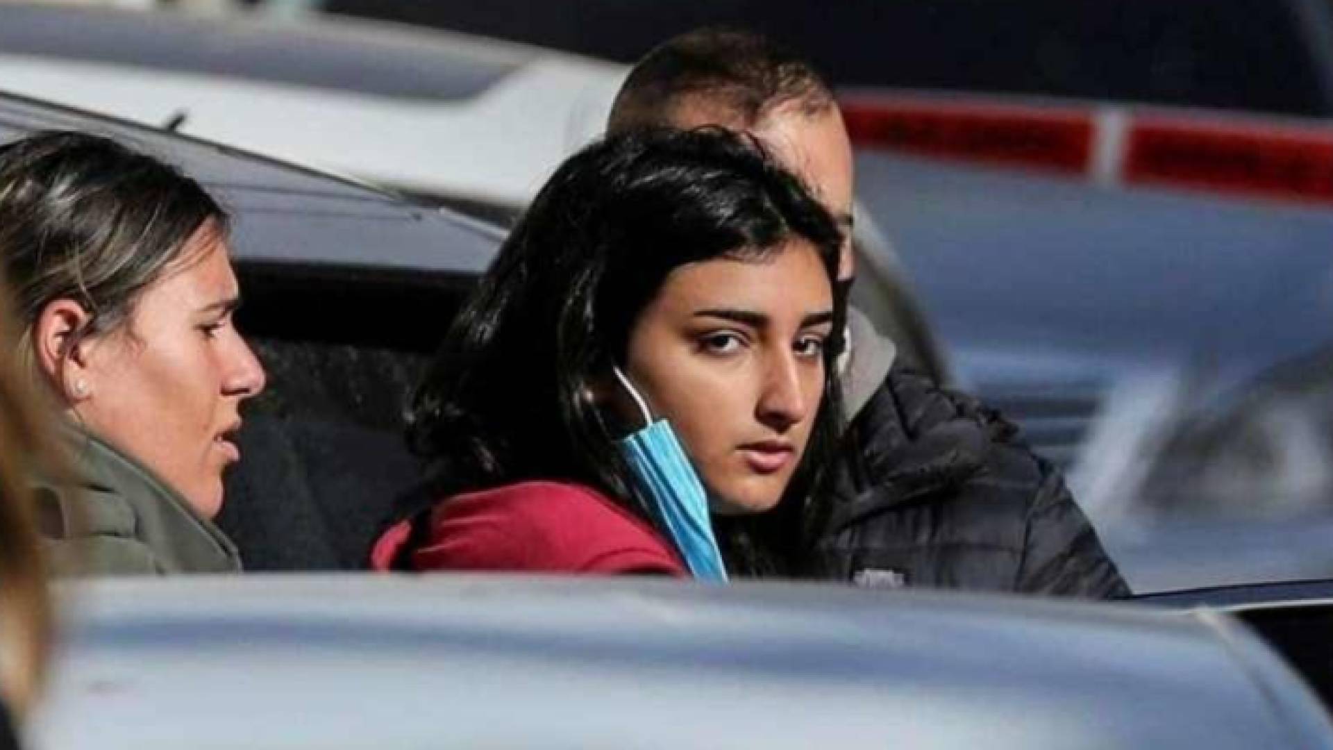 الأسيرة المحررة نفوذ حماد