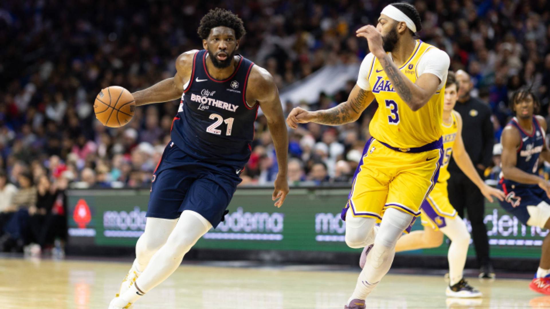 من مباراة فيلادلفيا سفنتي سيكسرز ولوس أنجلوس ليكرز