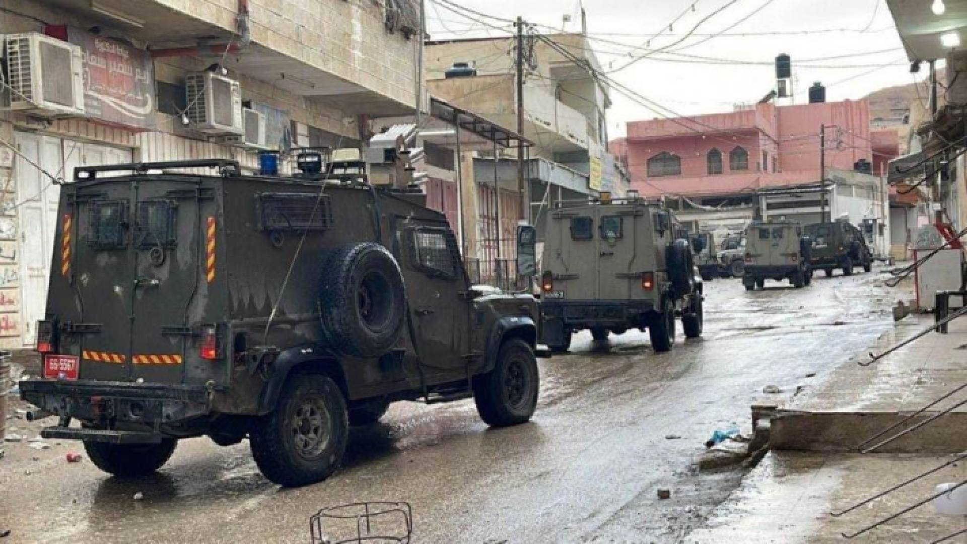 دوريات للاحتلال الإسرائيلي في اقتحام مخيم عقبة جبر - أرشيفية