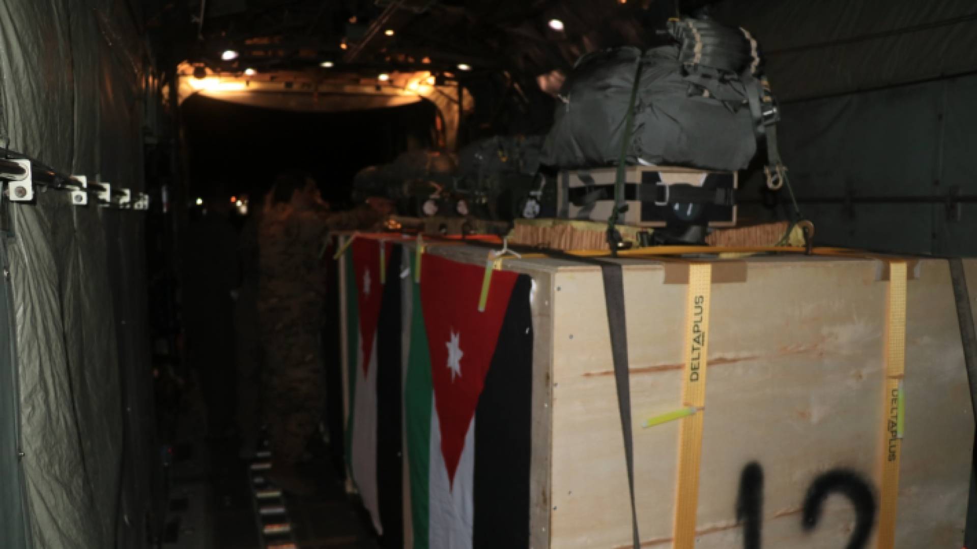 الصورة من عملية الإنزال