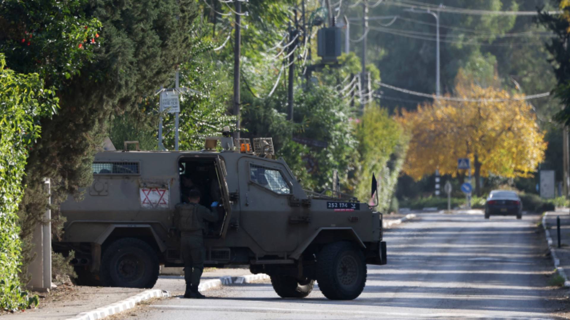 قوات الاحتلال تنتشر بالقرب من الحدود اللبنانية - أرشيفية