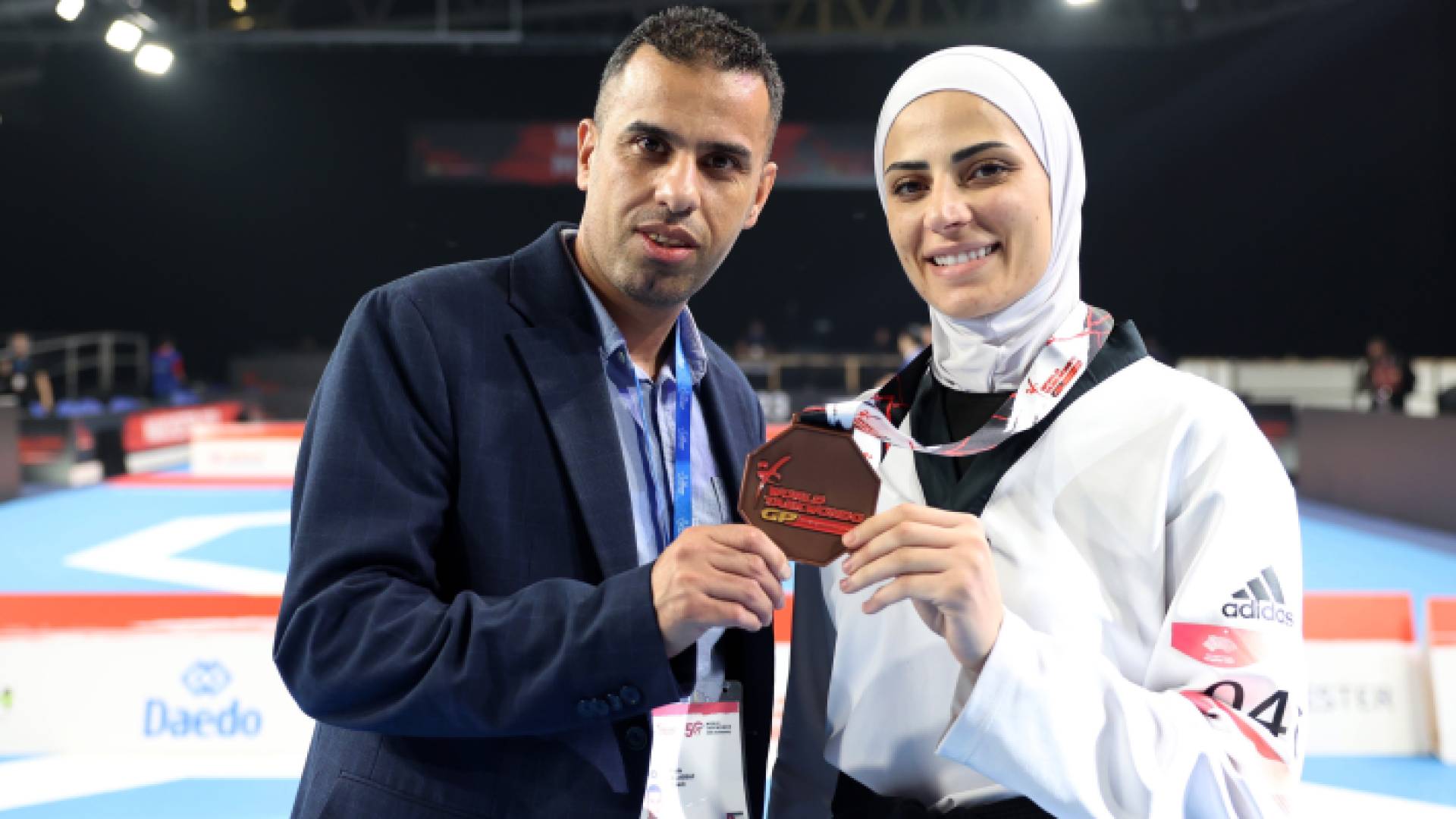 جوليانا الصادق ومدربها