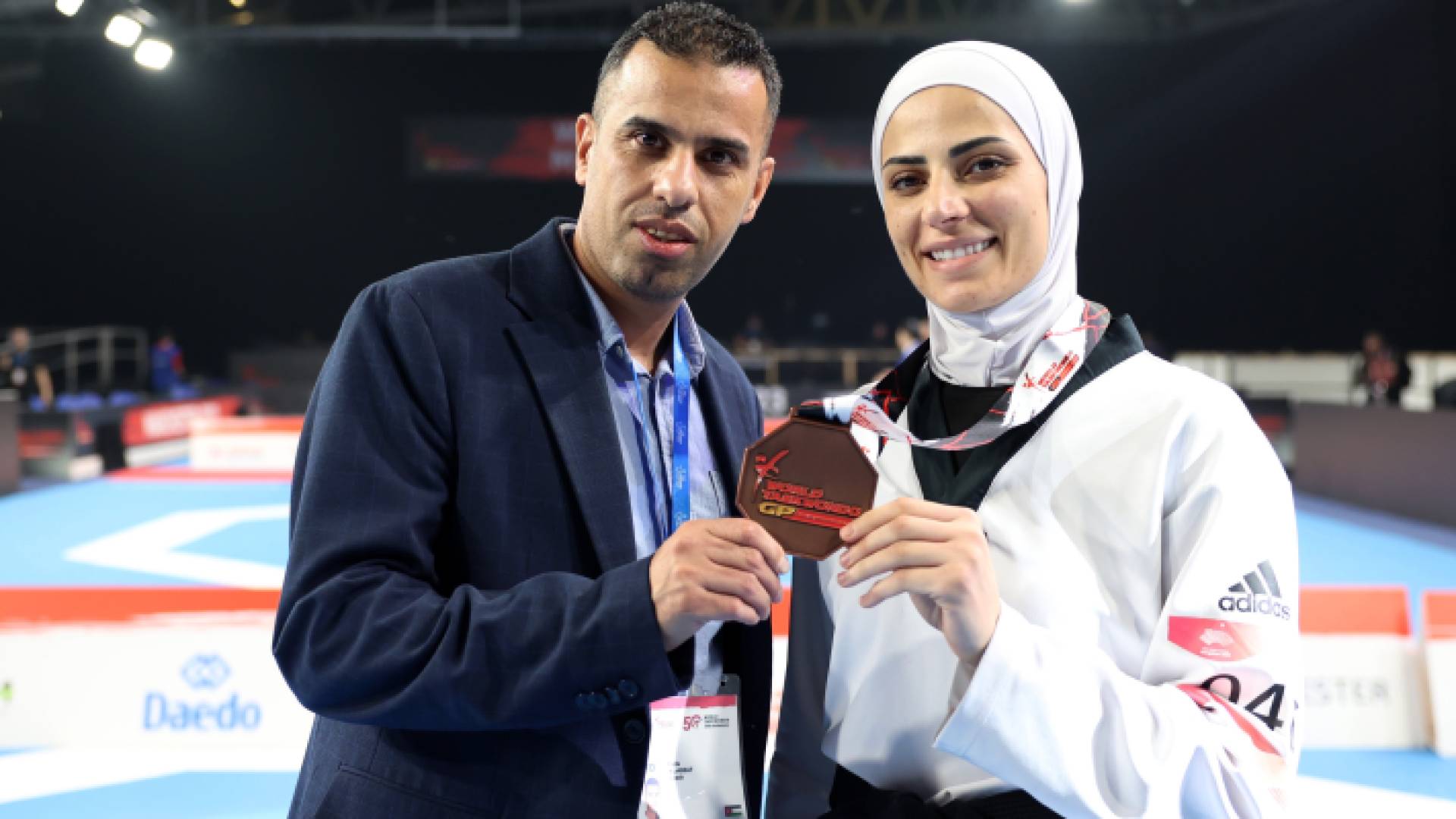 جوليانا الصادق ومدربها