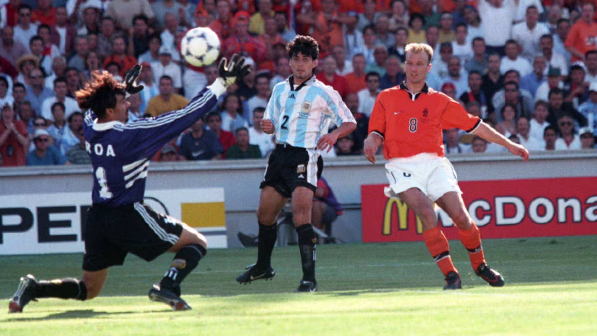 هدف بيركامب في مرمى الأرجنتين في ربع نهائي كأس العالم 1998